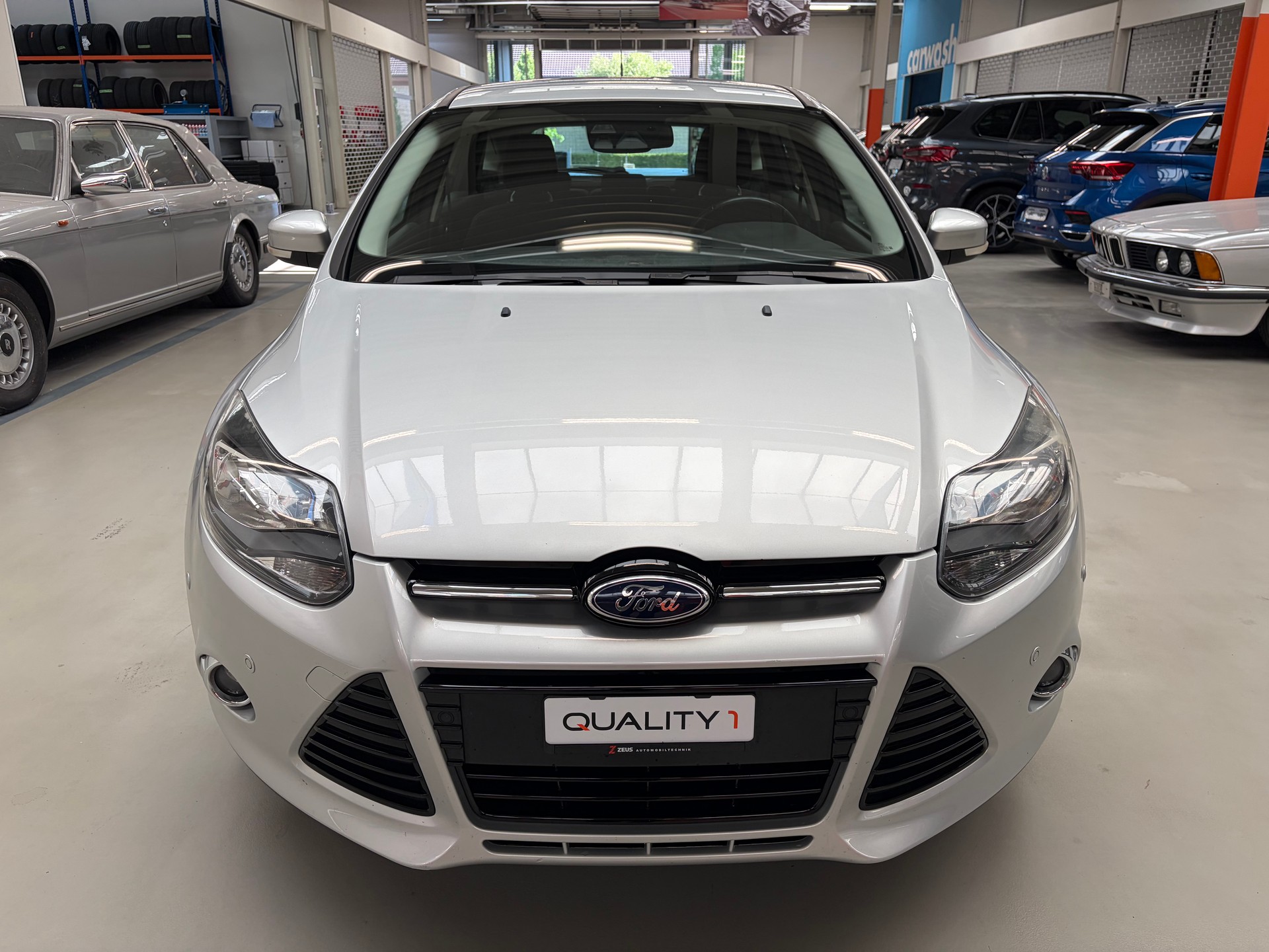FORD Focus 1.0 SCTi Titanium-image-8