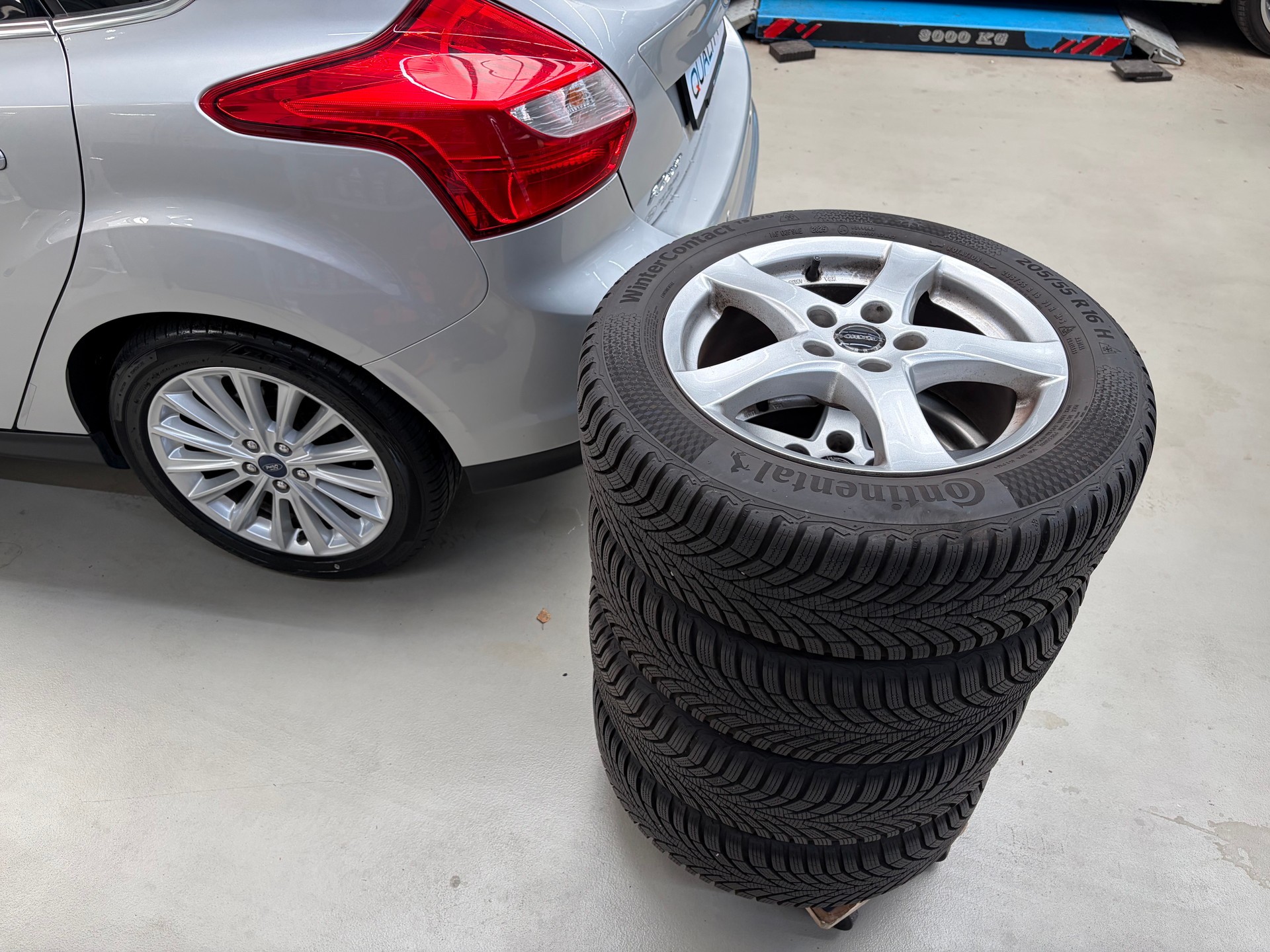 FORD Focus 1.0 SCTi Titanium-image-14