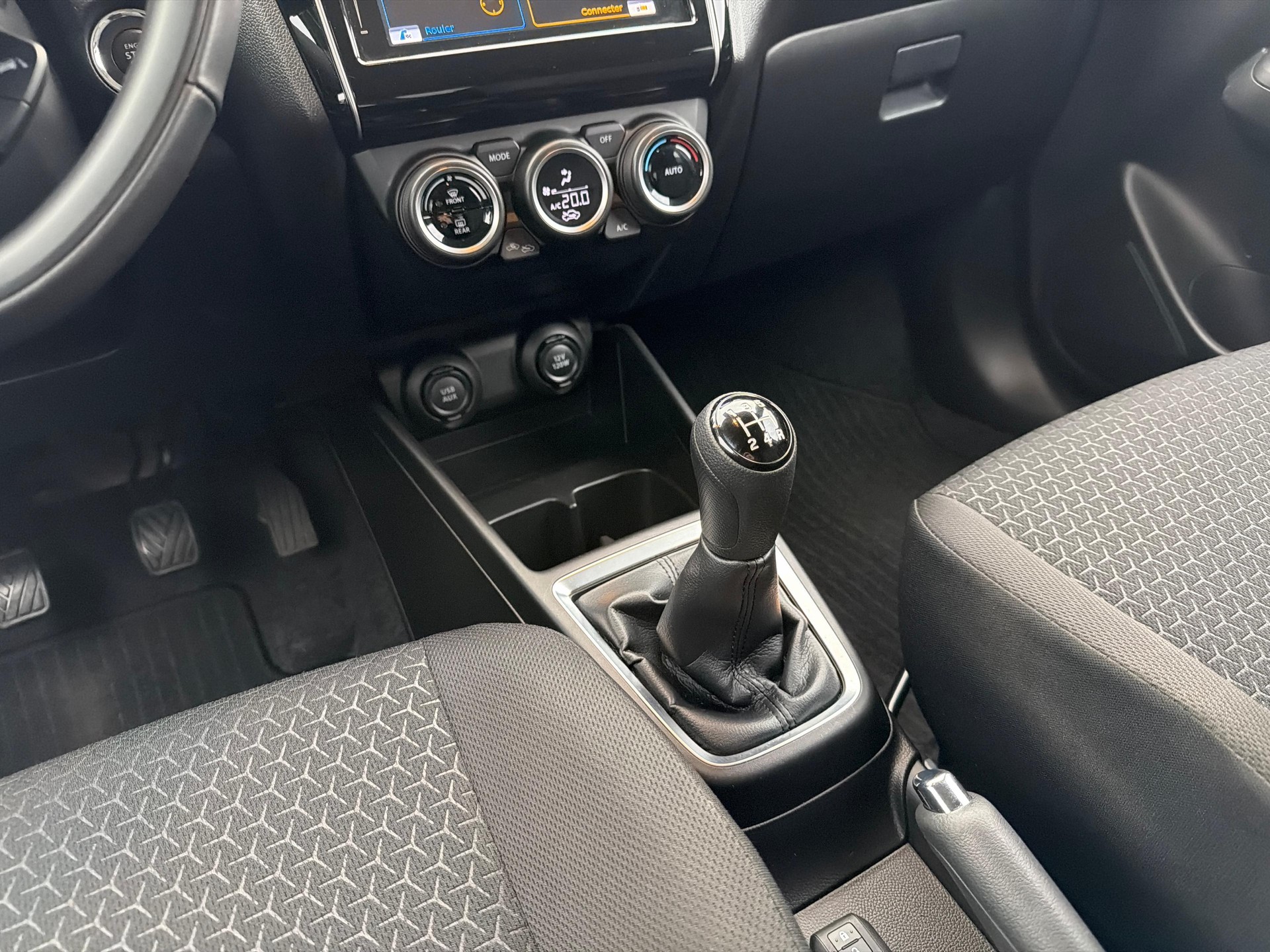 SUZUKI Swift 1.2 Piz Sulai Top Hybrid 4x4-image-13