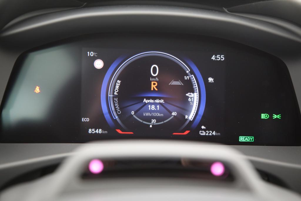 LEXUS RZ 450e Comfort-image-13