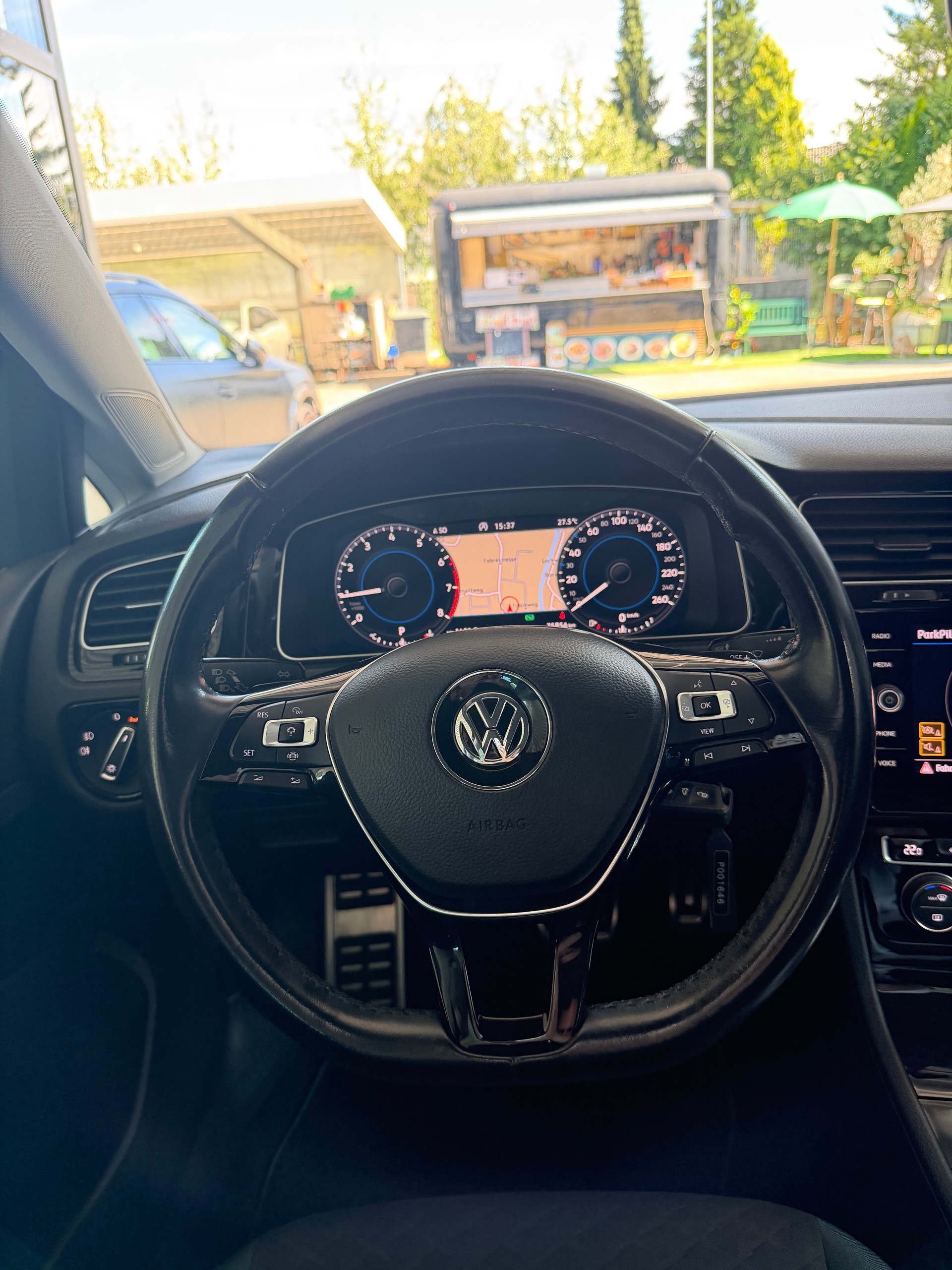 VW Golf VII 1.5 TSI 150 Design IQ-Drive DSG-image-10