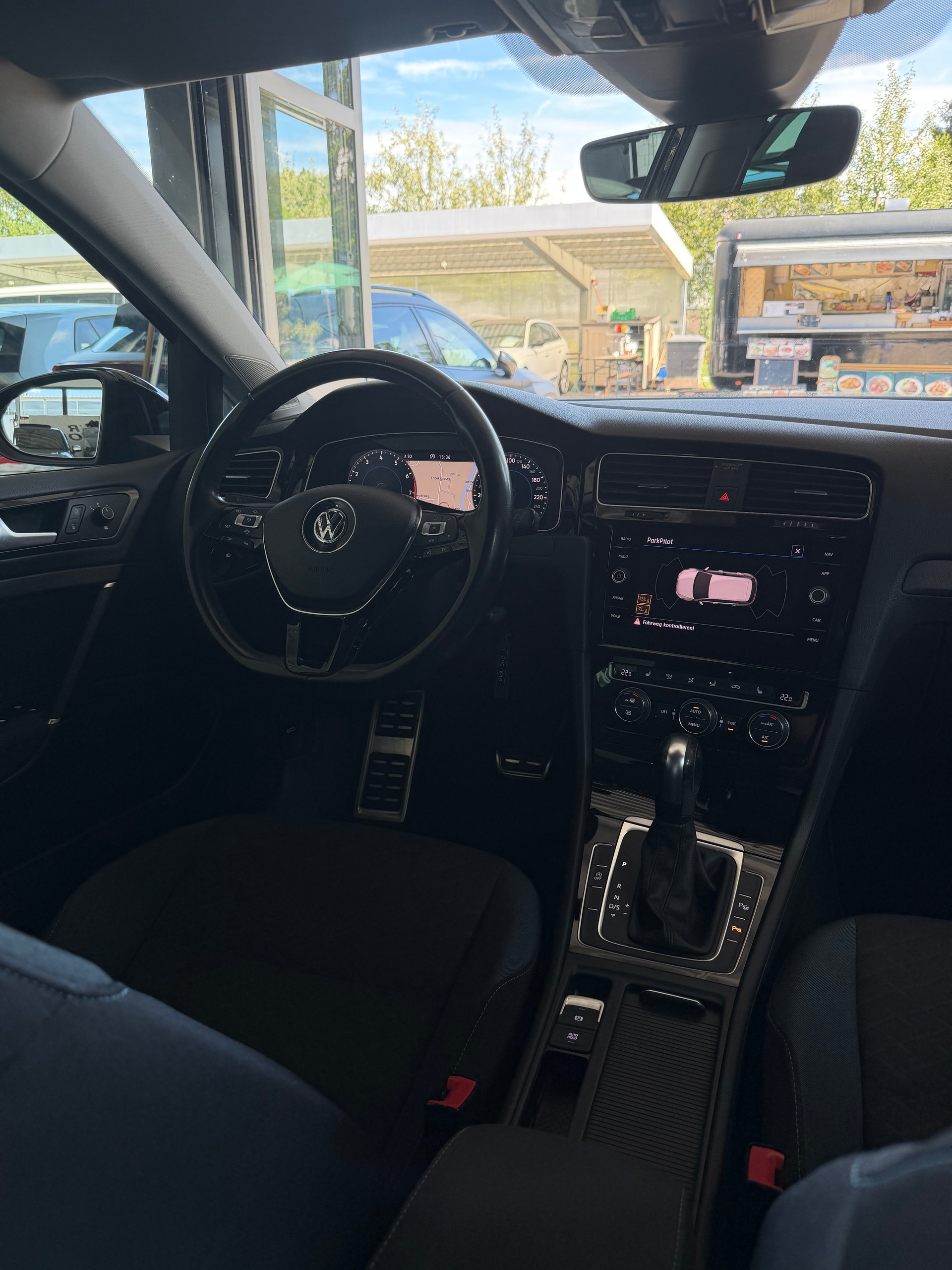 VW Golf VII 1.5 TSI 150 Design IQ-Drive DSG-image-9