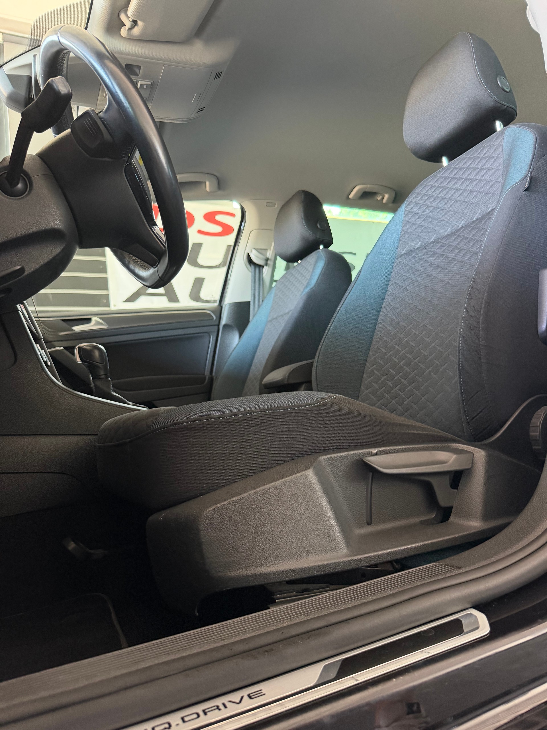 VW Golf VII 1.5 TSI 150 Design IQ-Drive DSG-image-6