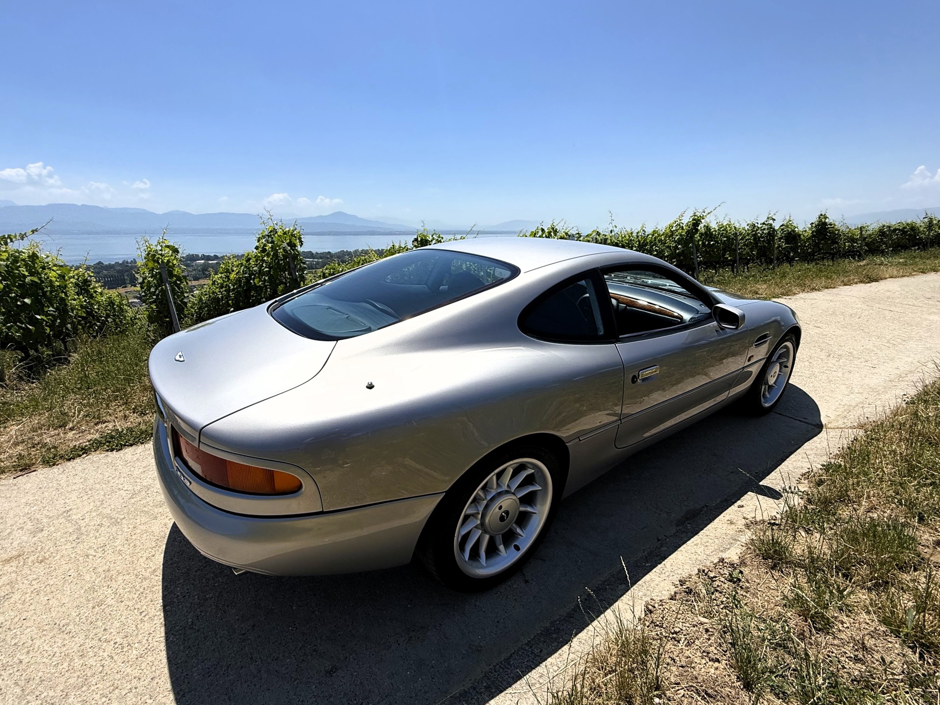ASTON MARTIN DB7-image-5