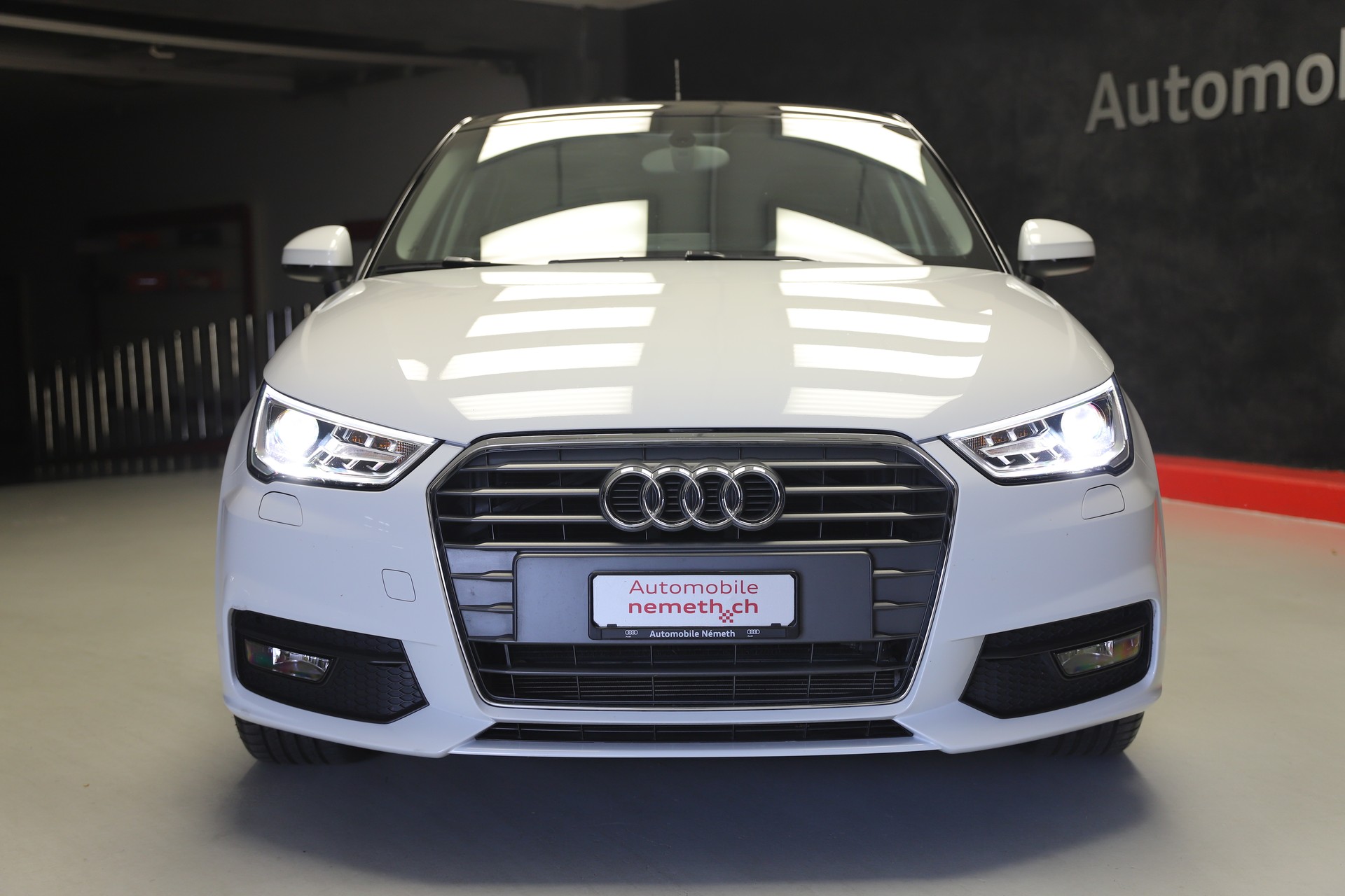 AUDI A1 Sportback 1.0 TFSI S-tronic-image-1