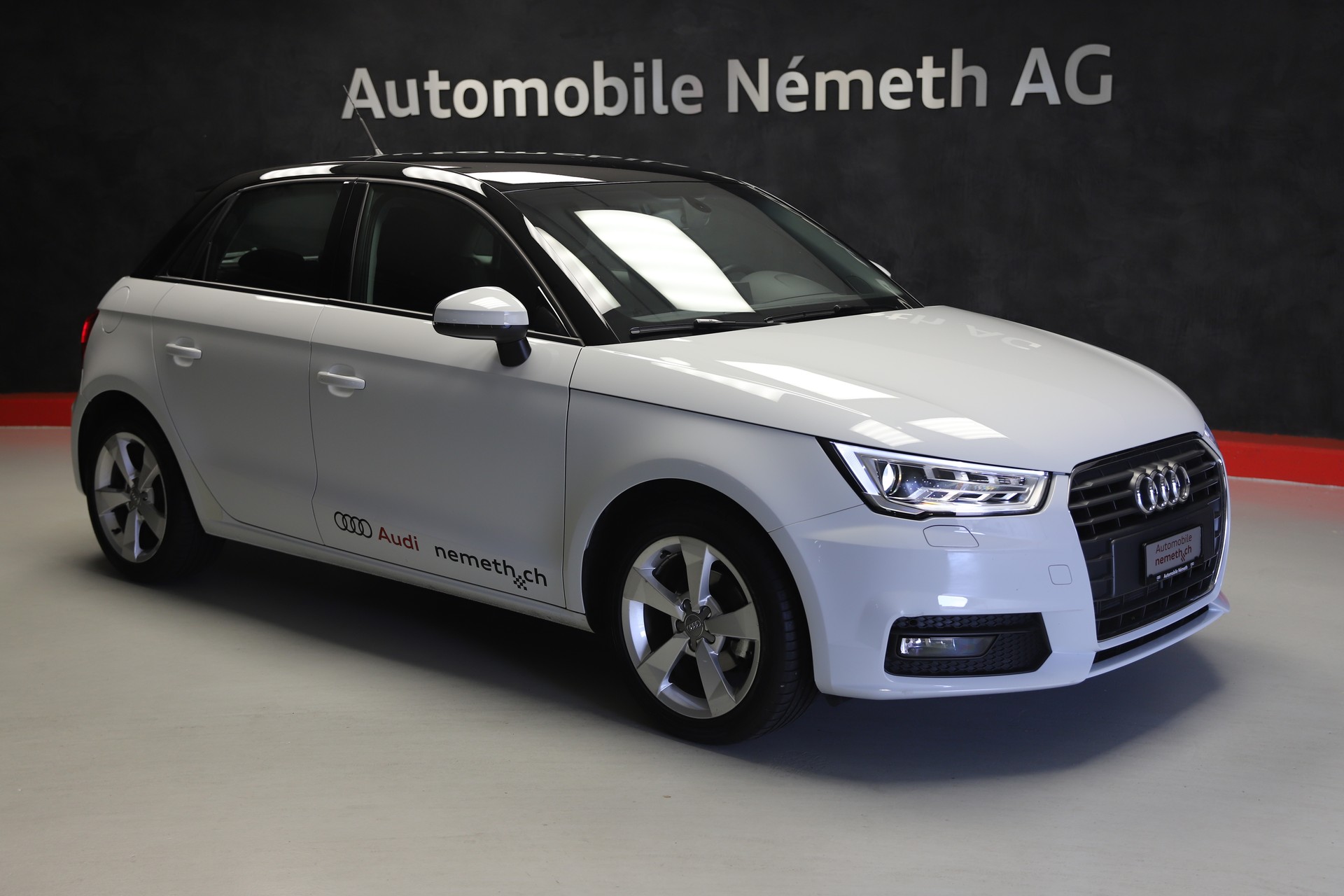 AUDI A1 Sportback 1.0 TFSI S-tronic-image-0