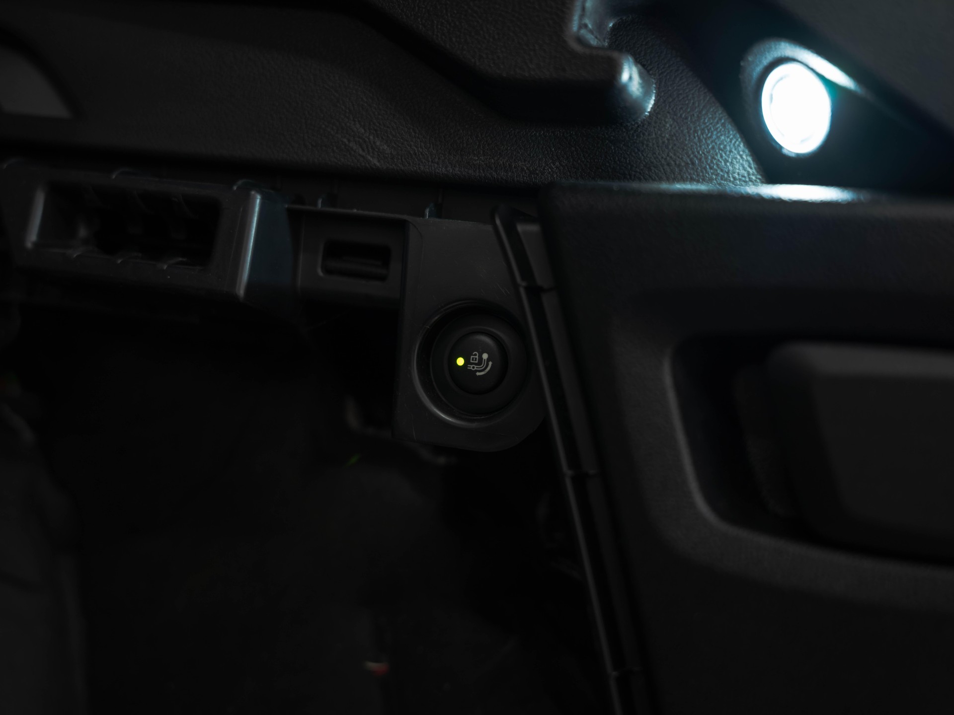 BMW X3 M40i-image-26