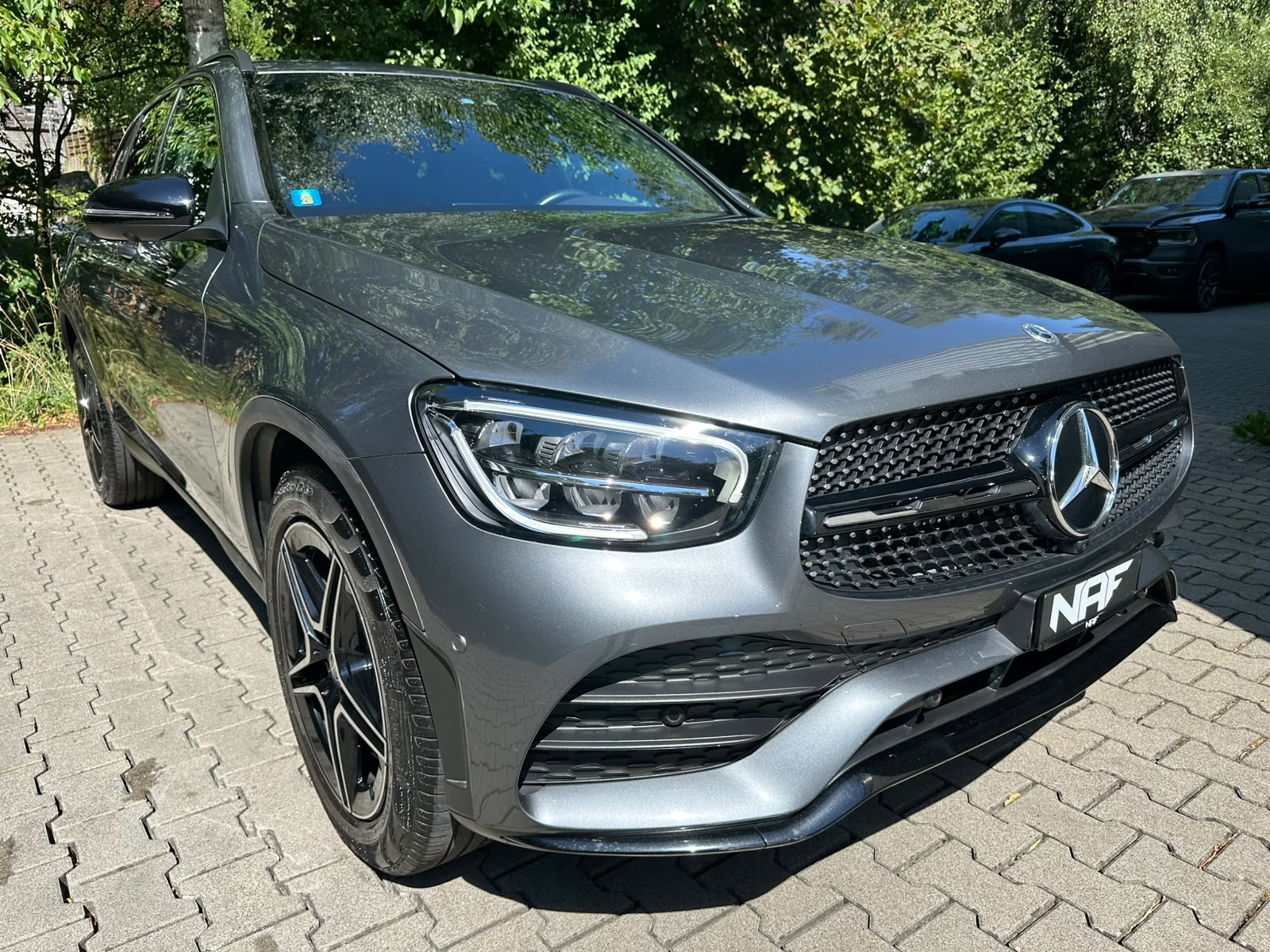 MERCEDES-BENZ GLC 220 d AMG Line 4Matic 9G-Tronic-image-7
