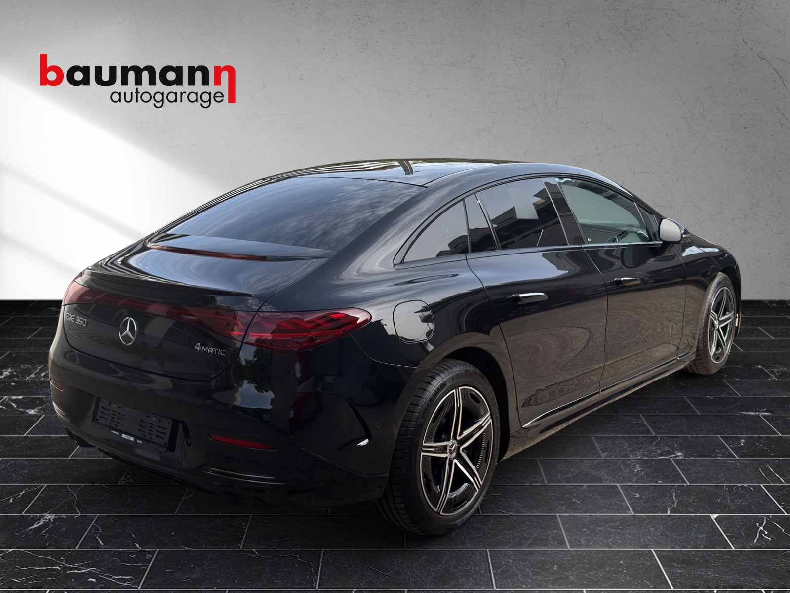 MERCEDES-BENZ EQE 350 4 Matic-image-2