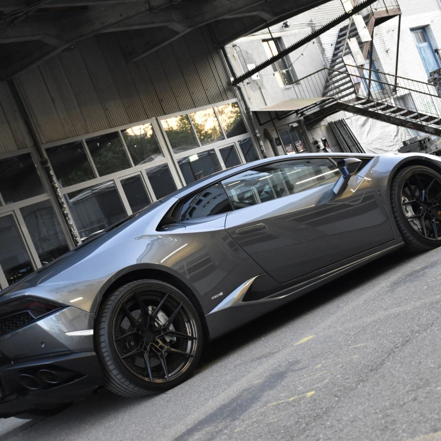 LAMBORGHINI LP610-4 Coupé-image-0