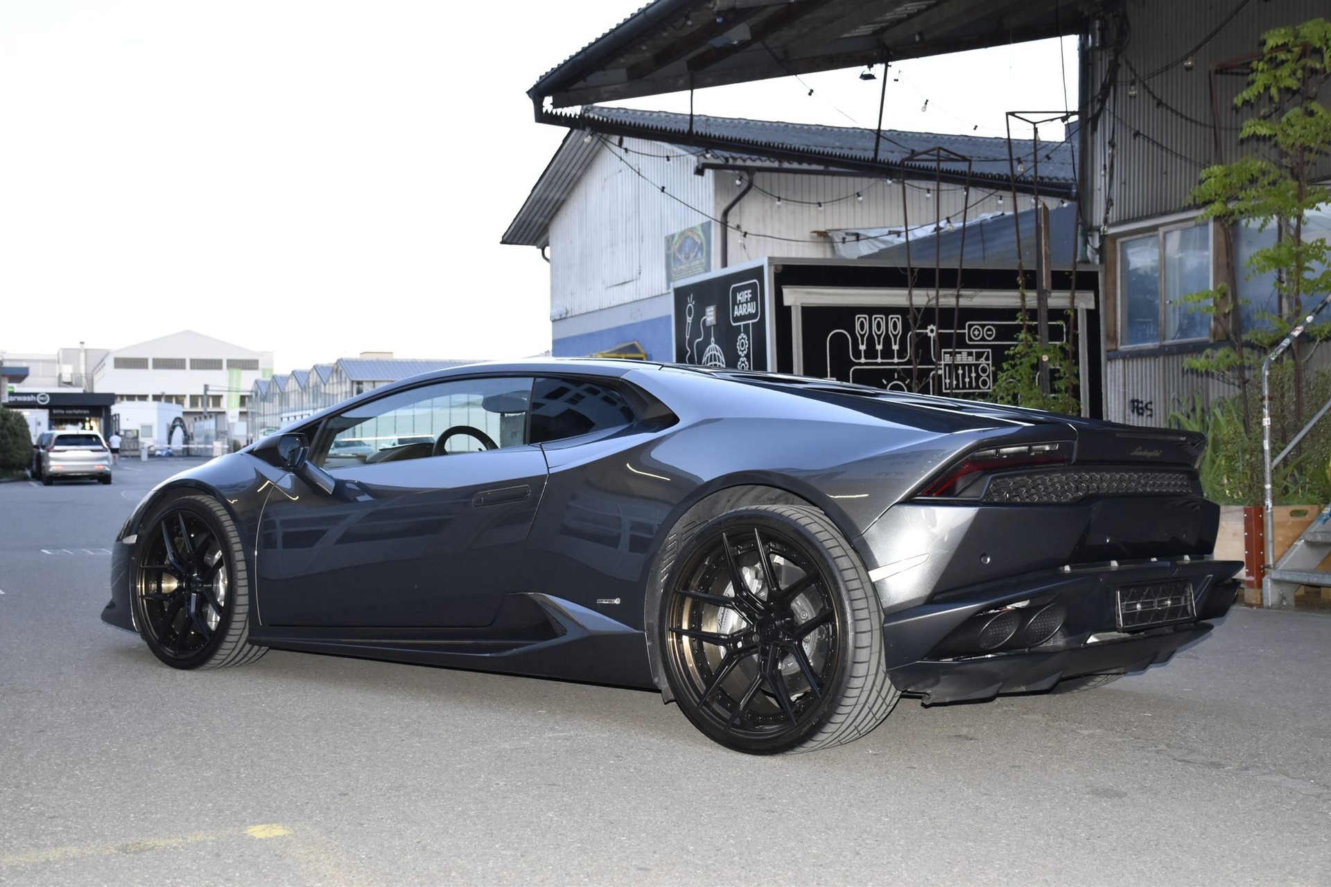 LAMBORGHINI LP610-4 Coupé-image-1