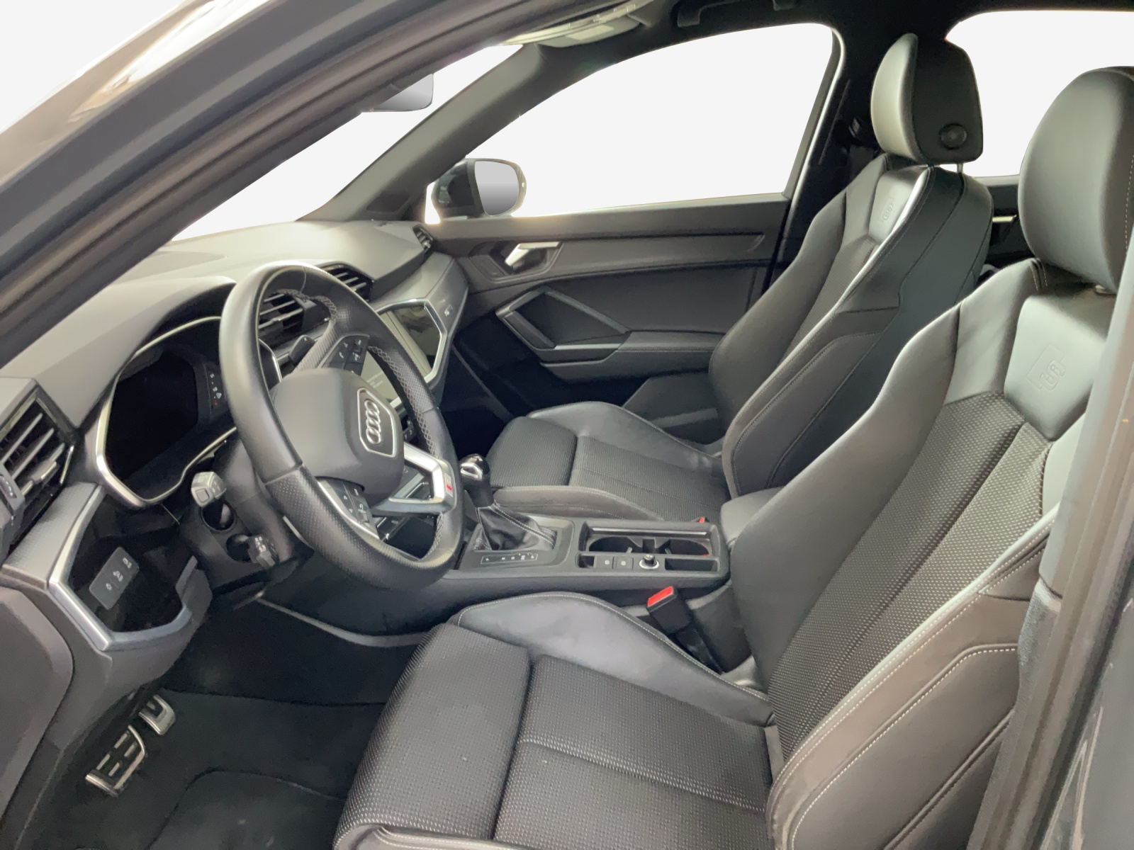 AUDI Q3 35 TFSI advanced Attraction S-tronic-image-7