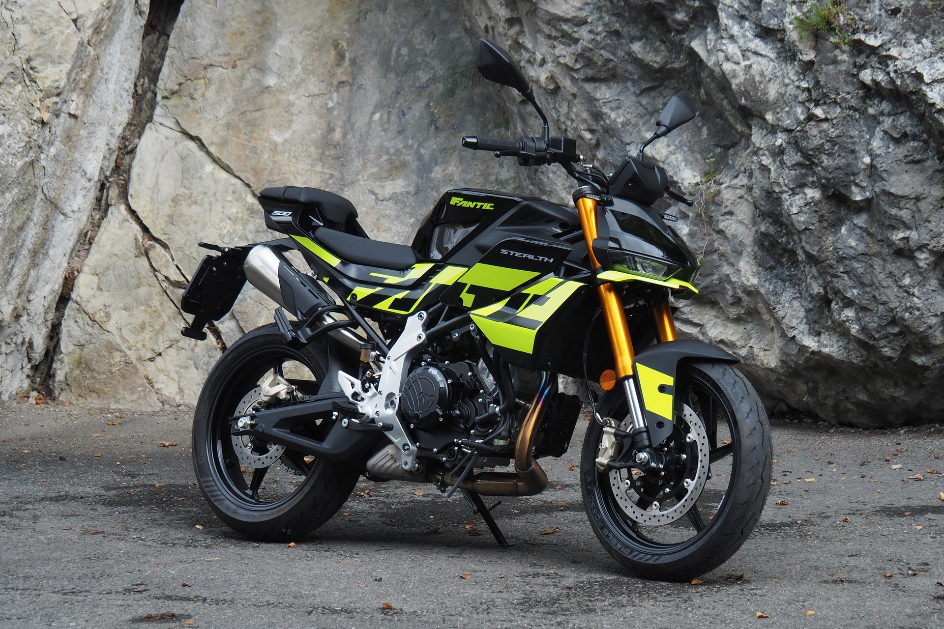 FANTIC STEALTH 500