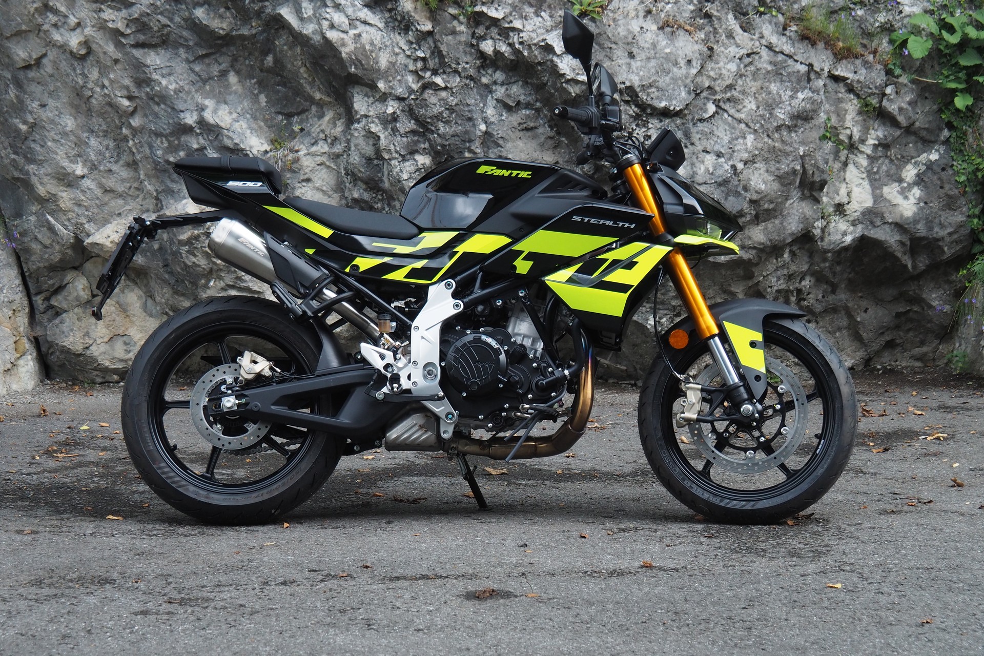 FANTIC STEALTH 500-showroom-element-2