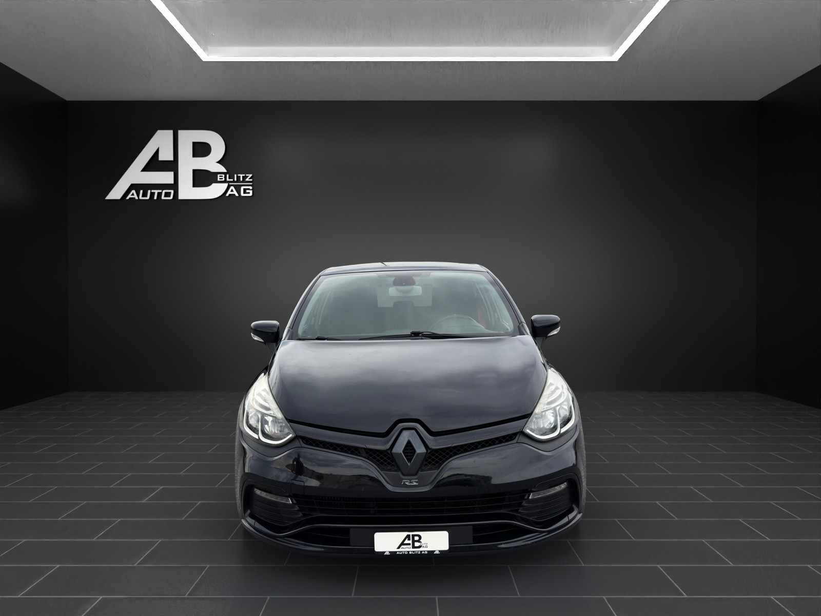 RENAULT Clio 1.6 T RS 200 EDC mit 200 PS-image-0