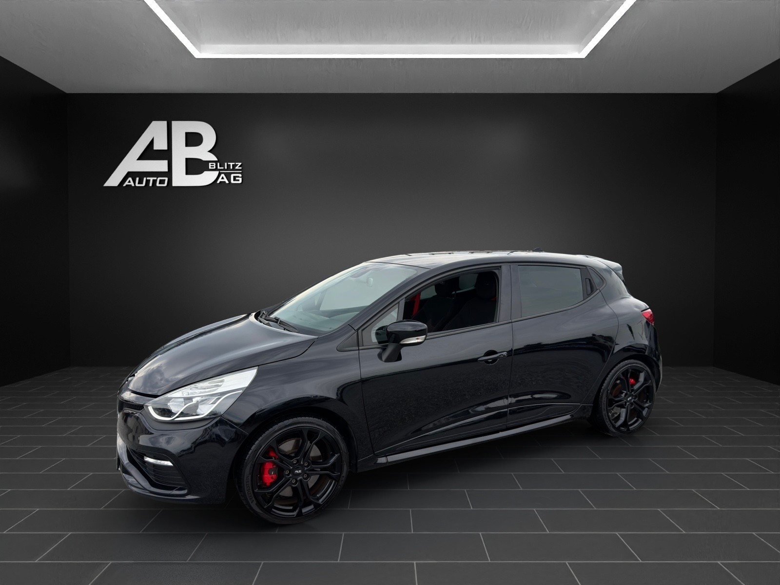 RENAULT Clio 1.6 T RS 200 EDC mit 200 PS-image-1