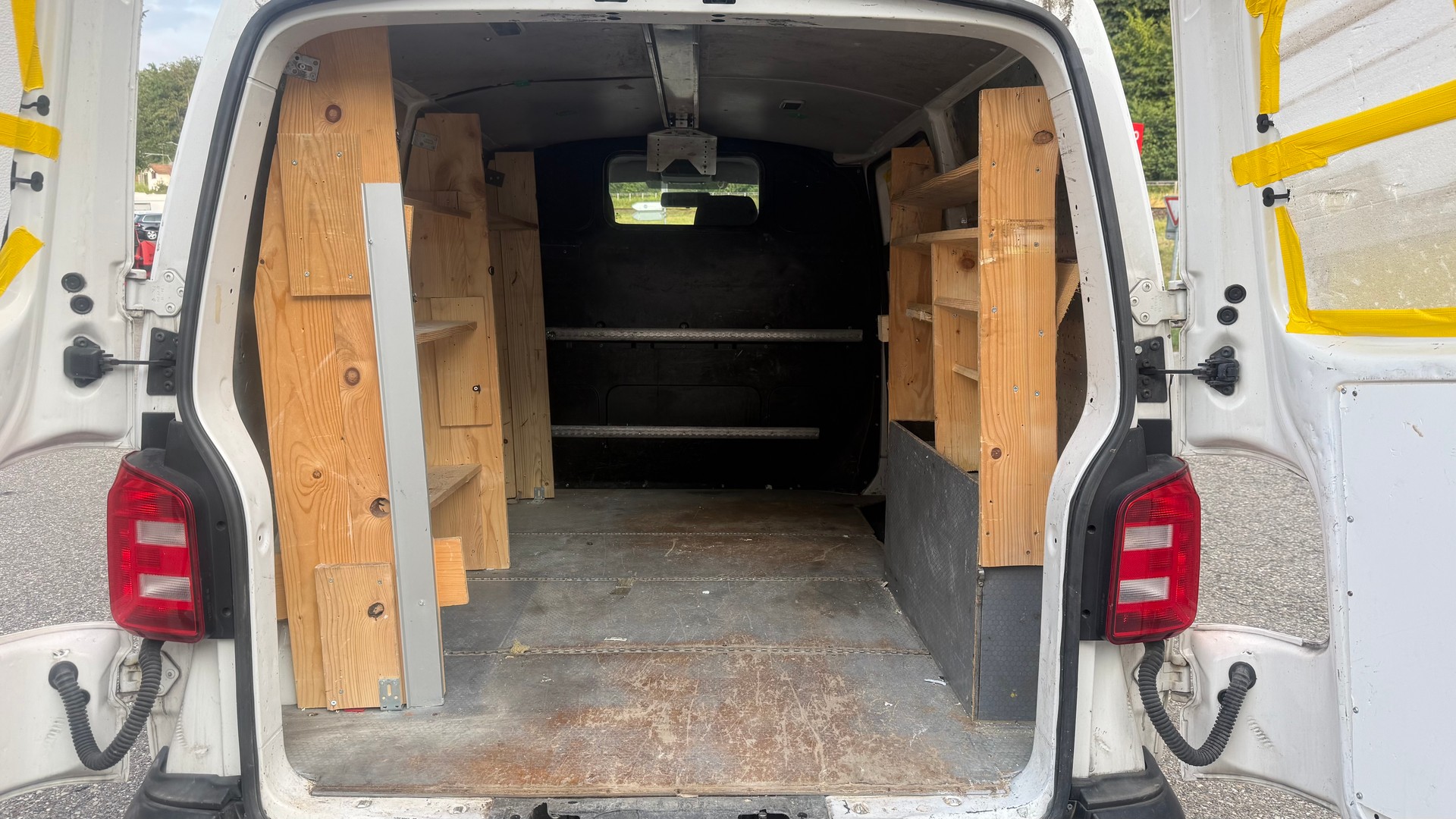 VW T6 2.0 Bi-TDI 4Motion-image-10
