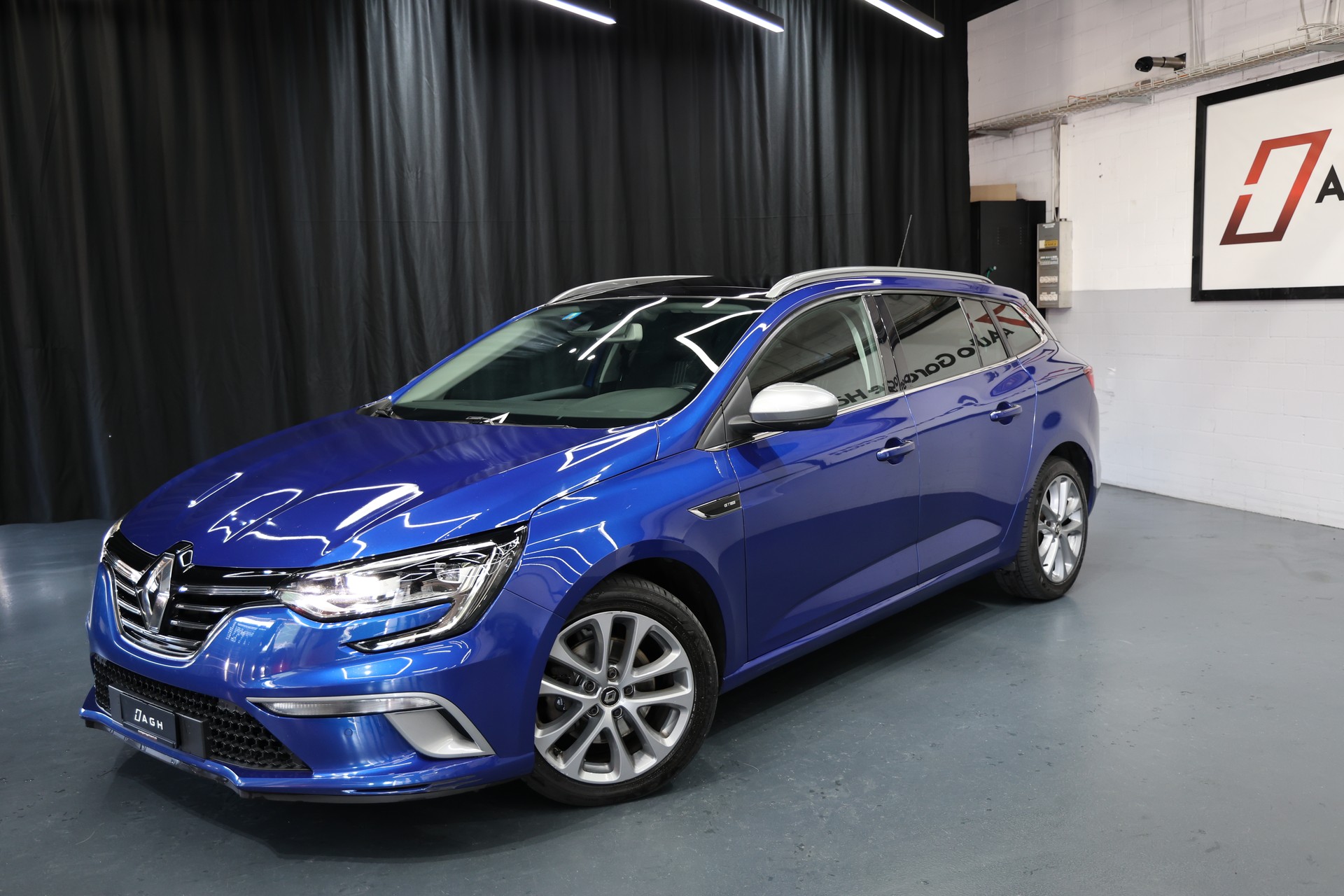 RENAULT Mégane Grandtour 1.7 dCi GT Line EDC-image-0