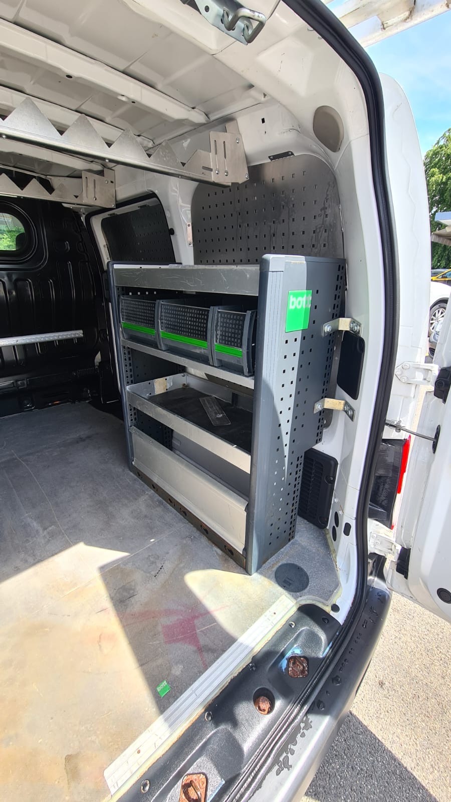 NISSAN NV200 1.5 dCi 90 Comfort Euro 6** Klimaanlage ** Werkstatt-Einrichtung ** RF-Kamera ** Anh-Kupplung **-image-9