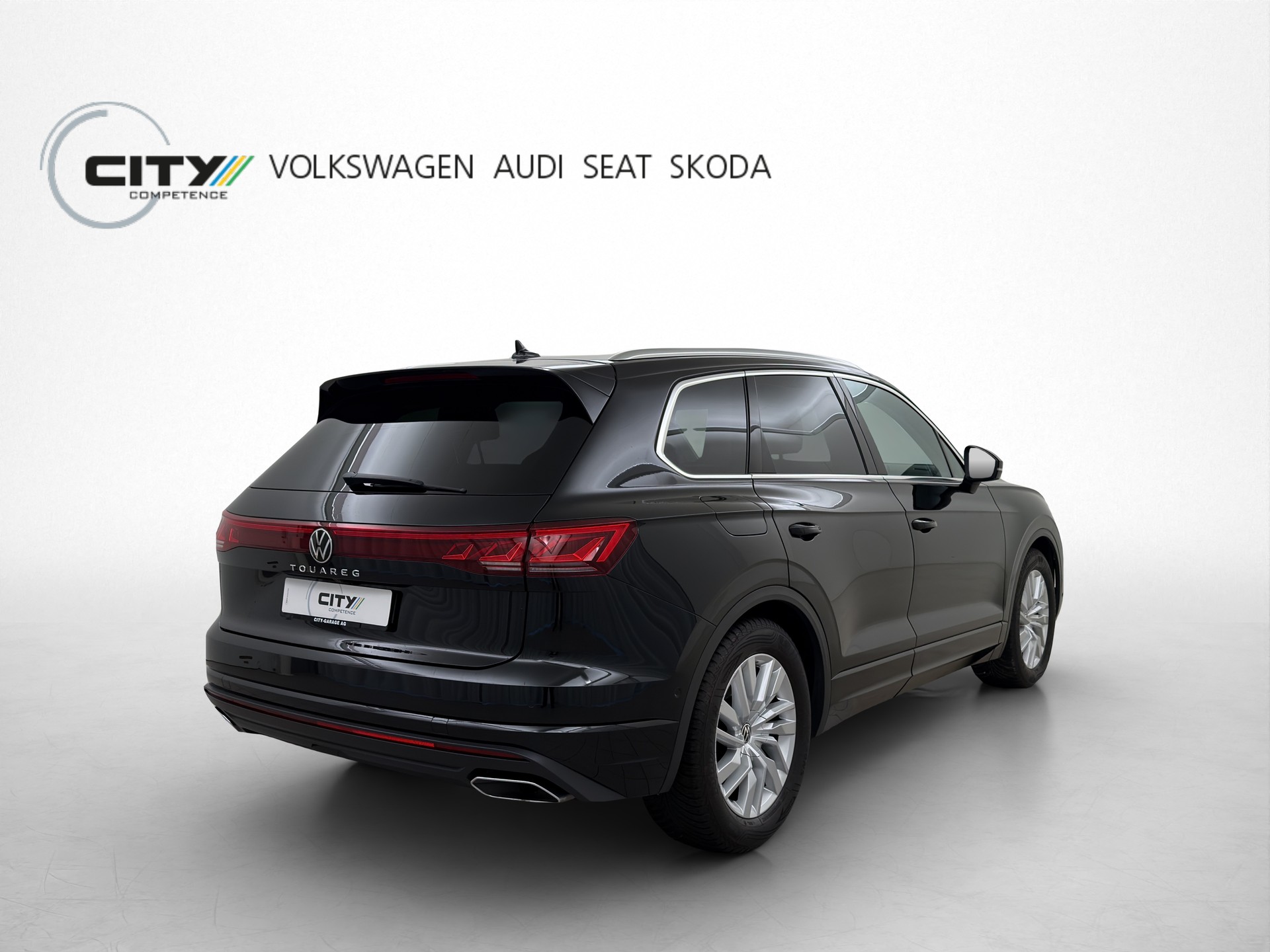VW Touareg 3.0 V6 TDI Elegance 4Motion-image-5