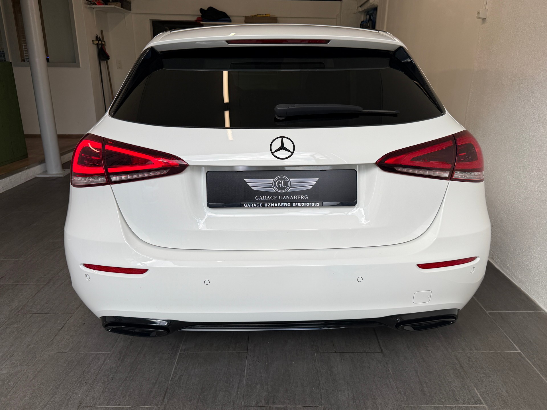 MERCEDES-BENZ A 220 AMG Line 7G-DCT 4Matic Ab 300.- pro Monat-image-3