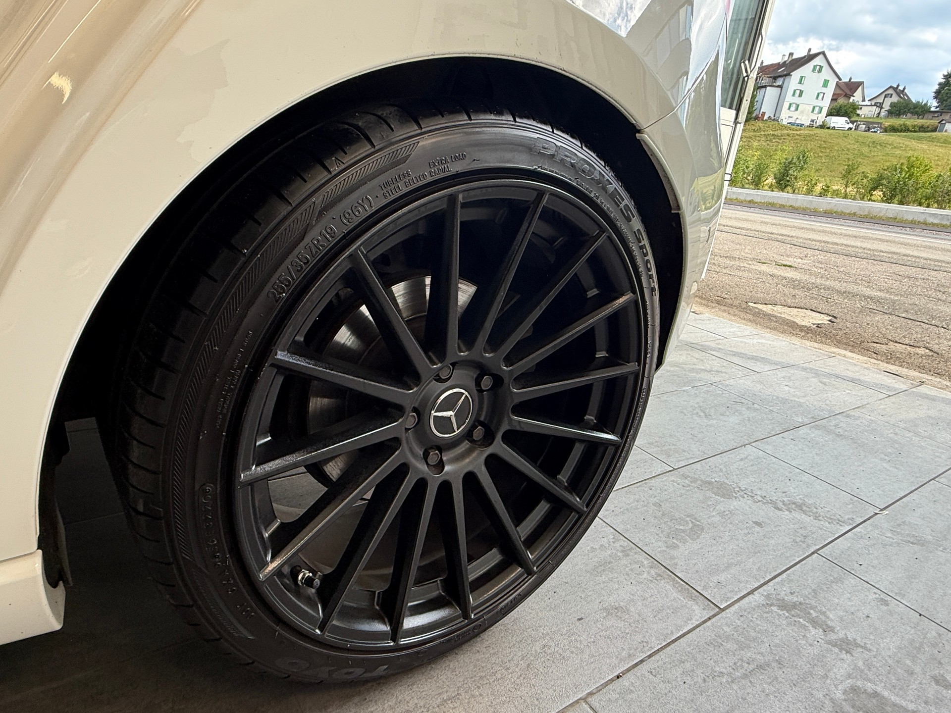 MERCEDES-BENZ A 220 AMG Line 7G-DCT 4Matic Ab 300.- pro Monat-image-21