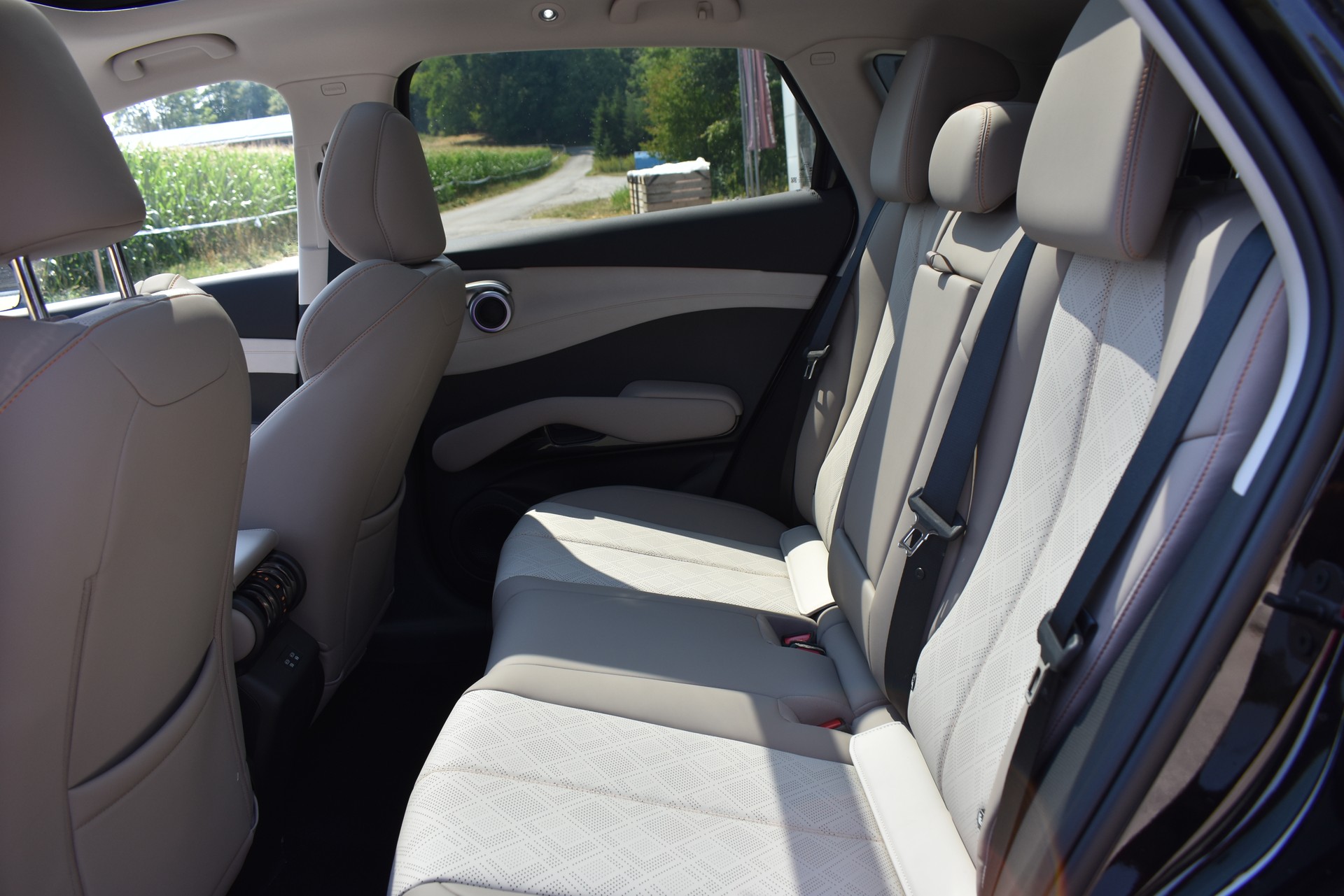 BYD Atto 3 EVO 74.8 kWh Excellence AWD-image-9