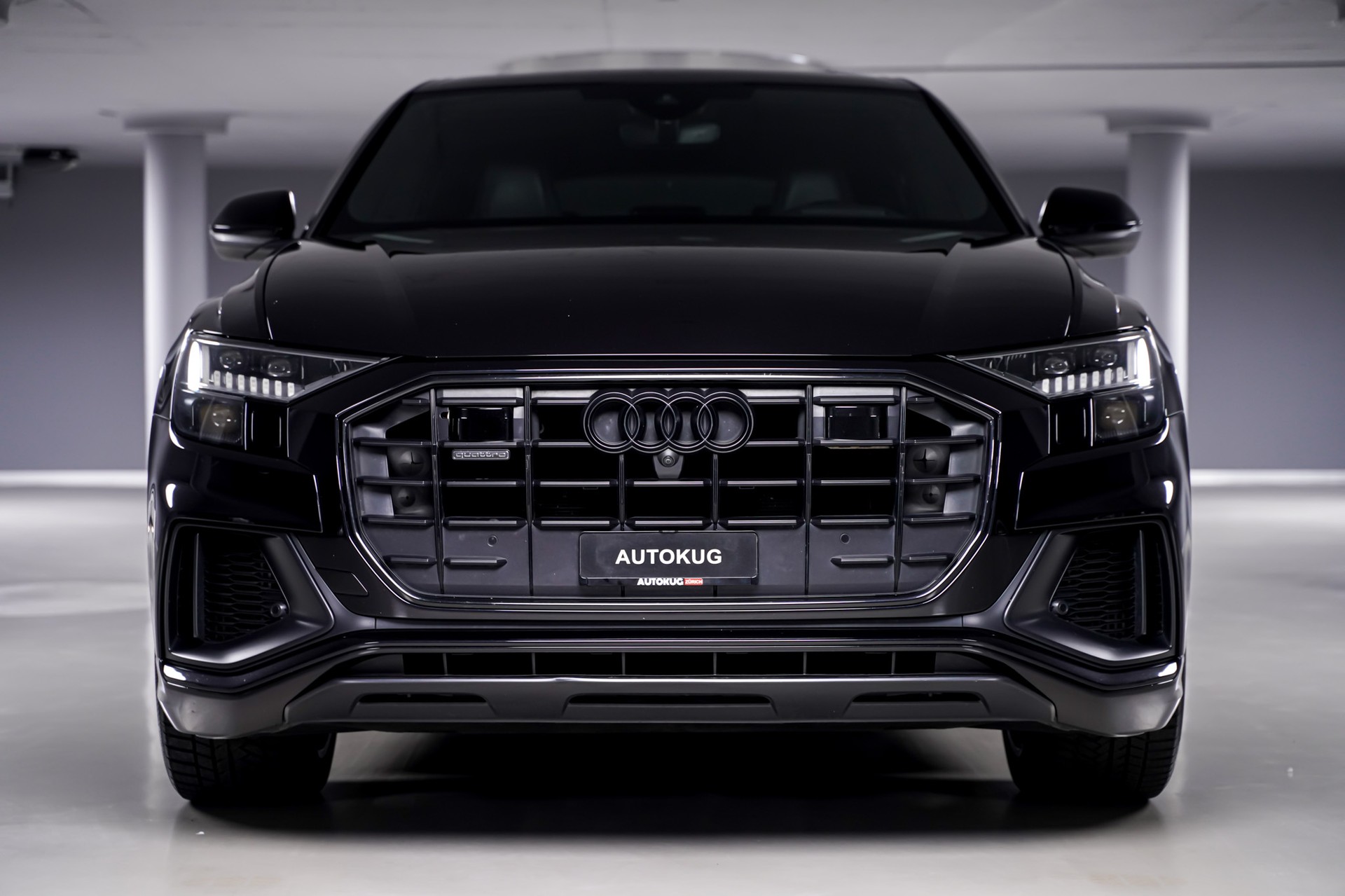 AUDI Q8 55 TFSI quattro tiptronic-image-1