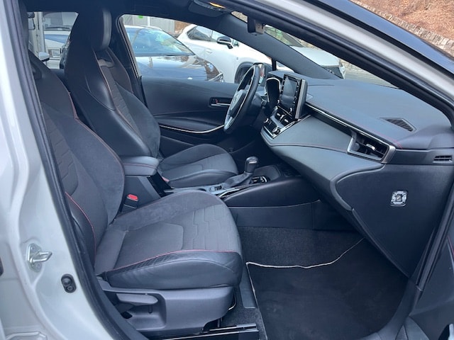 TOYOTA Corolla Touring Sports 1.8 HSD Trend e-CVT-image-8