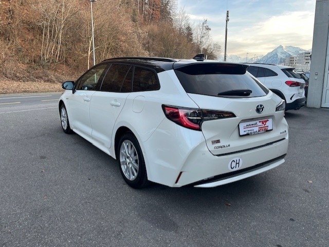 TOYOTA Corolla Touring Sports 1.8 HSD Trend e-CVT-image-2