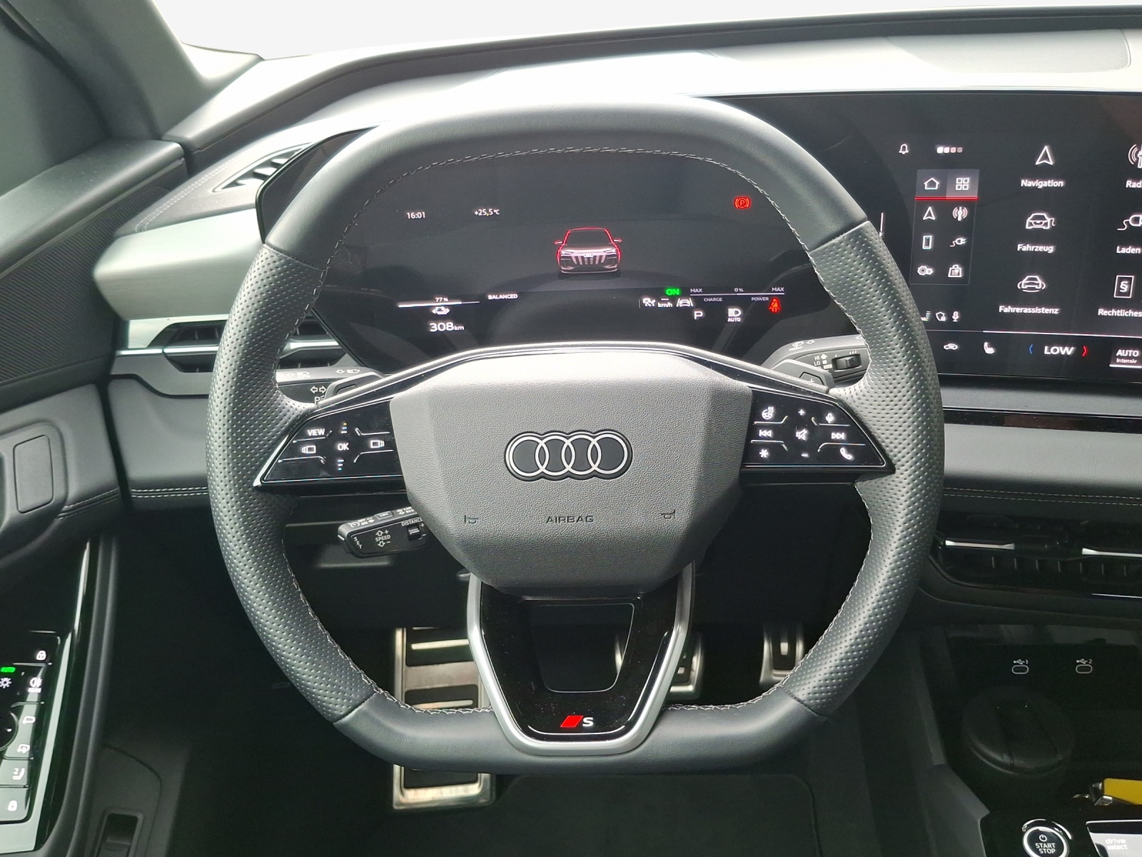 AUDI Q6 e-tron quattro-image-9