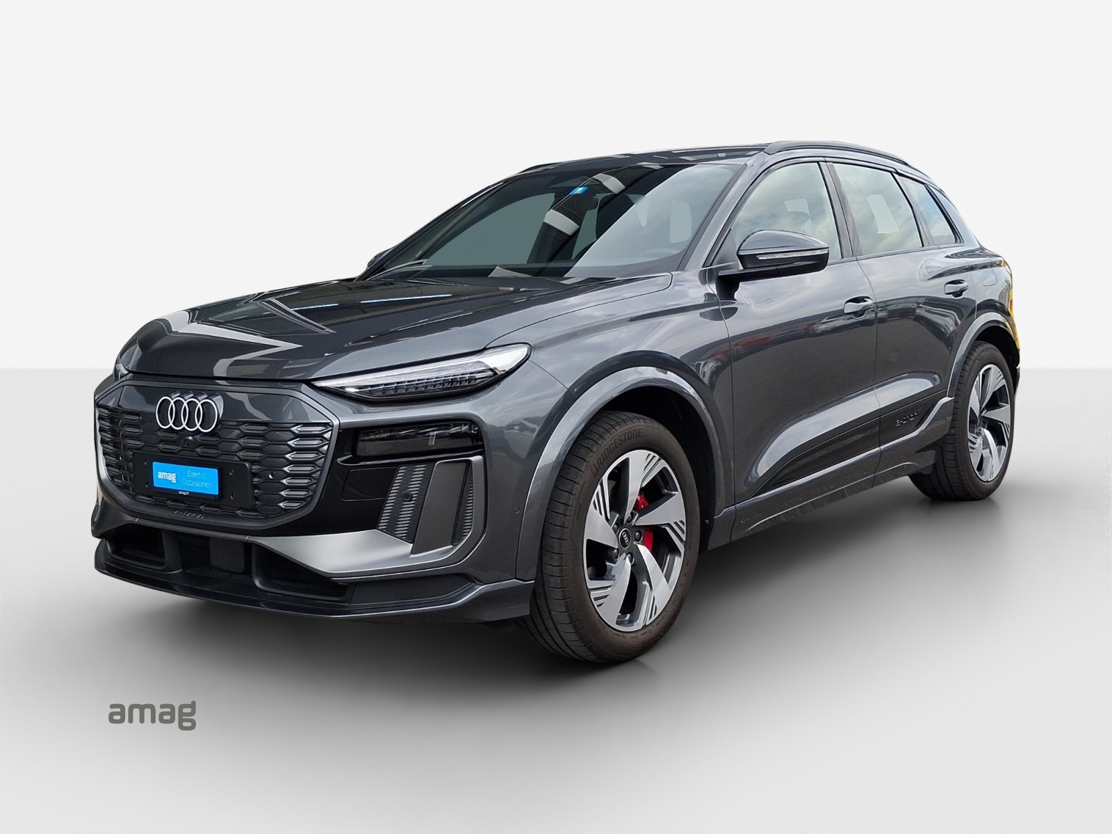 AUDI Q6 e-tron quattro-image-0