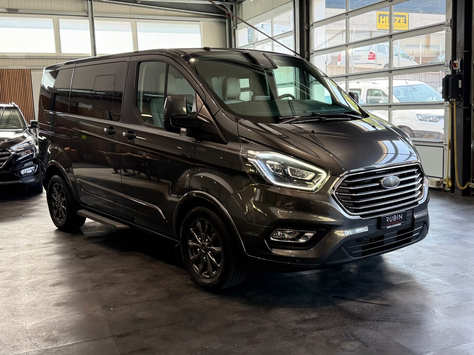 FORD Tourneo Custom 310 L1H1 Titanium SelectShift A-image-7