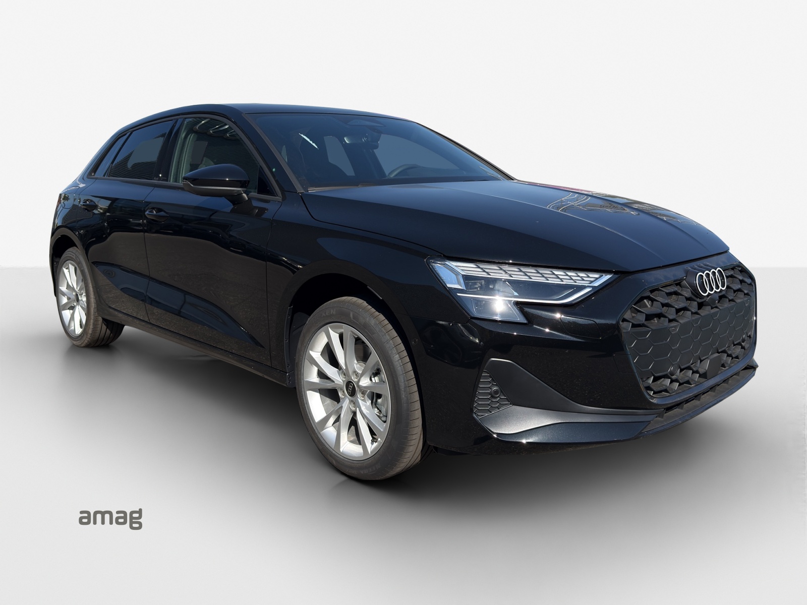AUDI A3 Sportback TFSI 110 kW Attraction S tronic-image-5