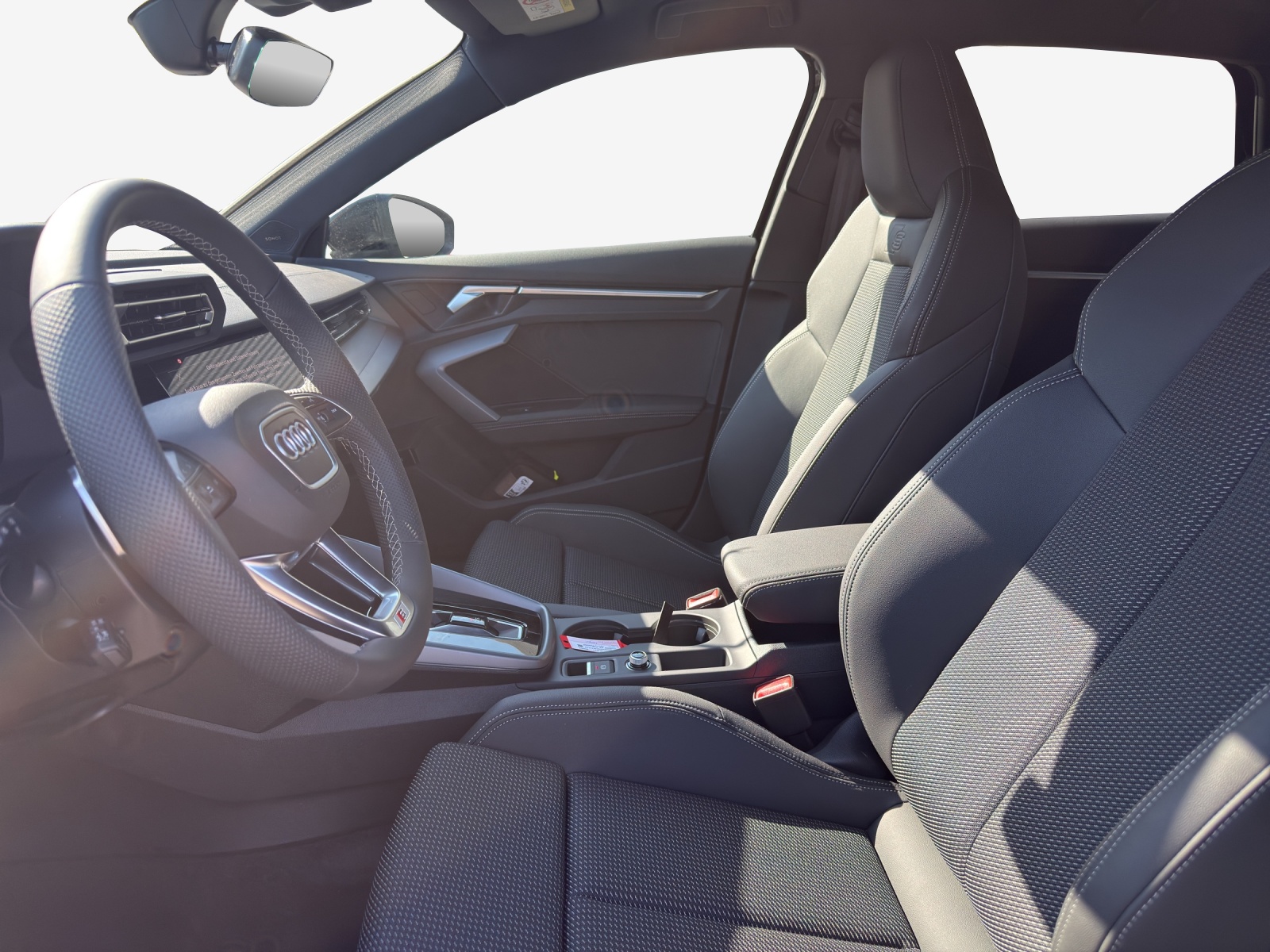 AUDI A3 Sportback TFSI 110 kW Attraction S tronic-image-7