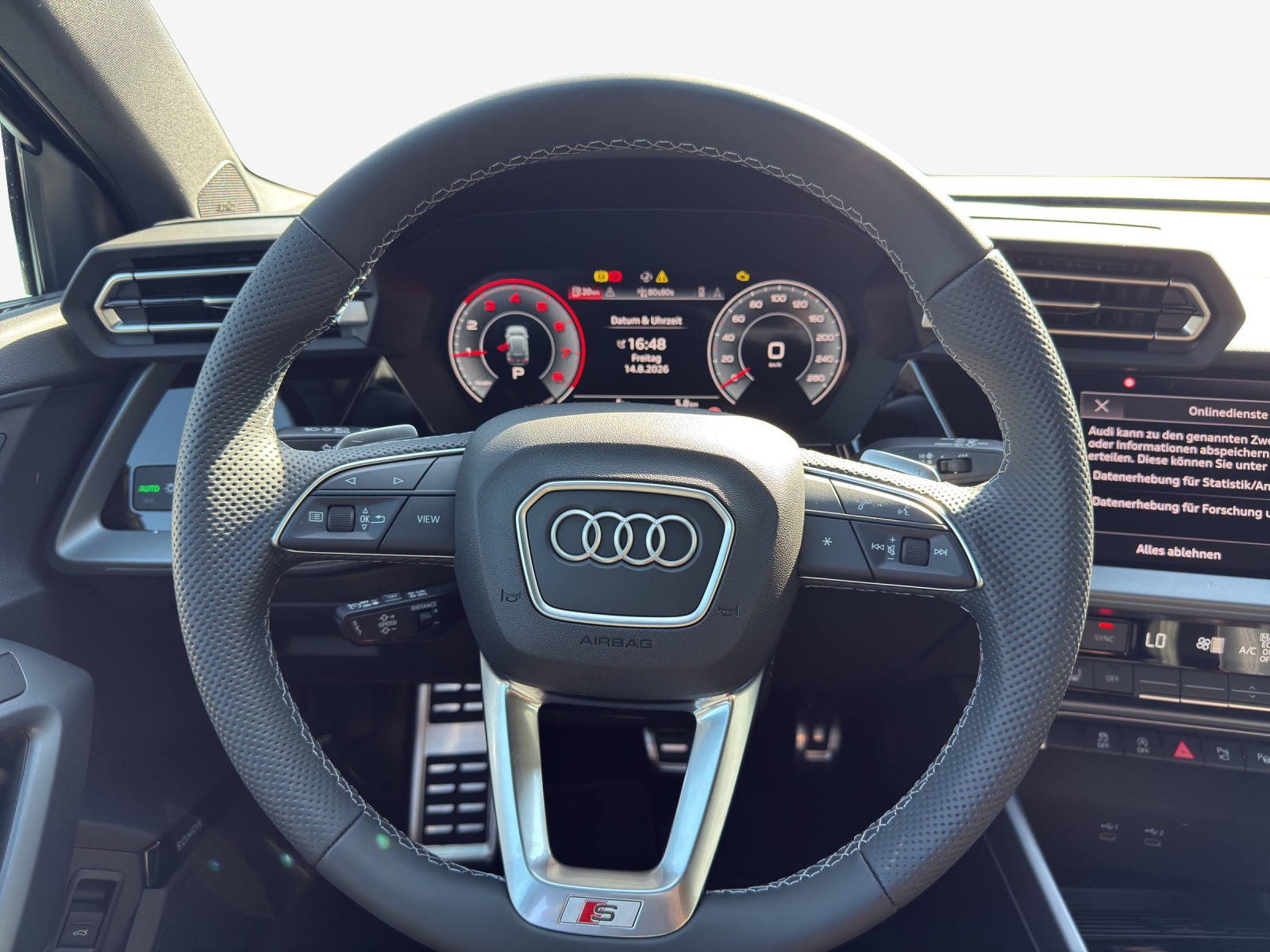 AUDI A3 Sportback TFSI 110 kW Attraction S tronic-image-9