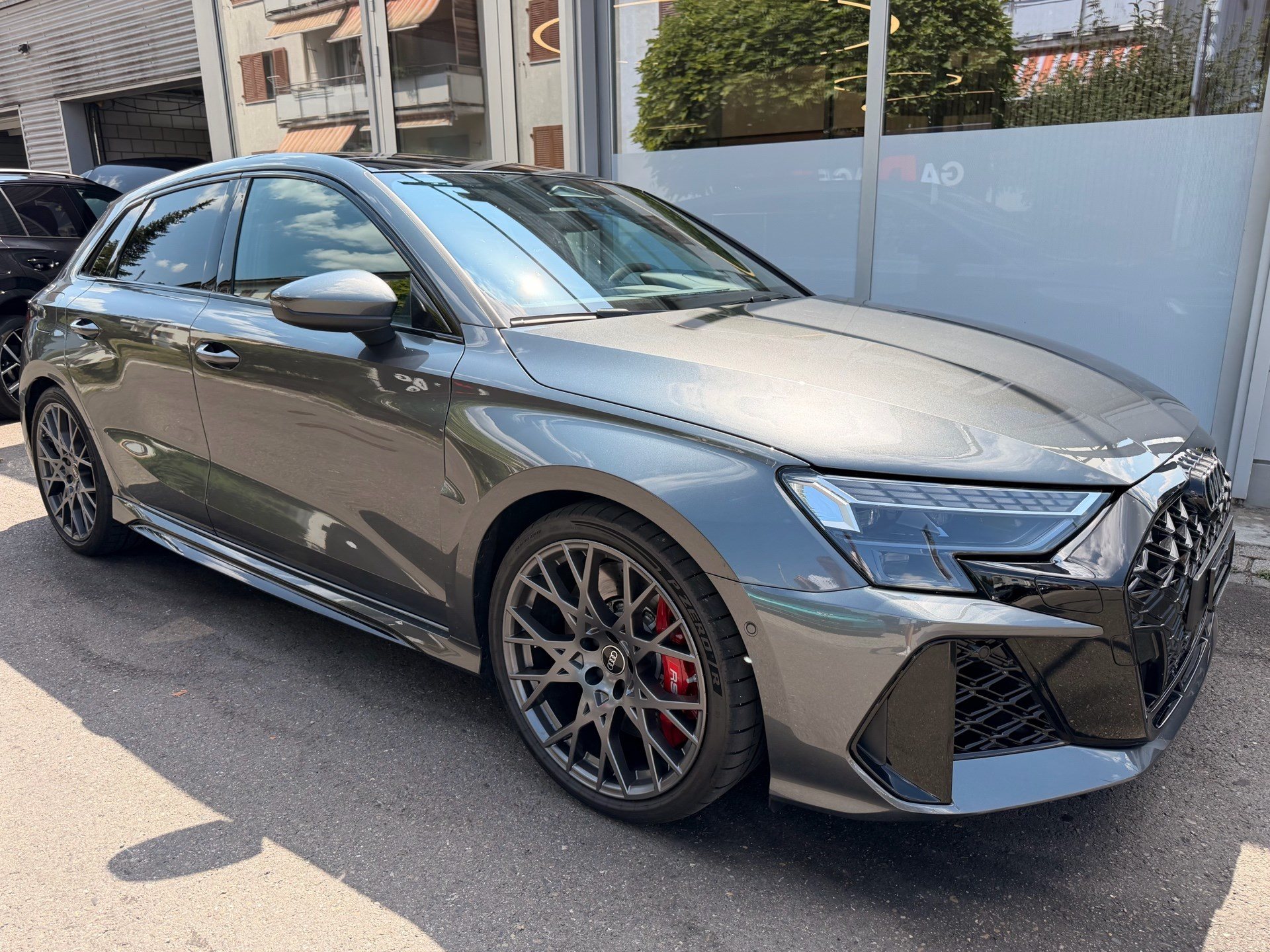 AUDI RS3 SPORTBACK 2.5 400 PS TFSI QUATTRO *** SCHALENSITZE ***-image-2