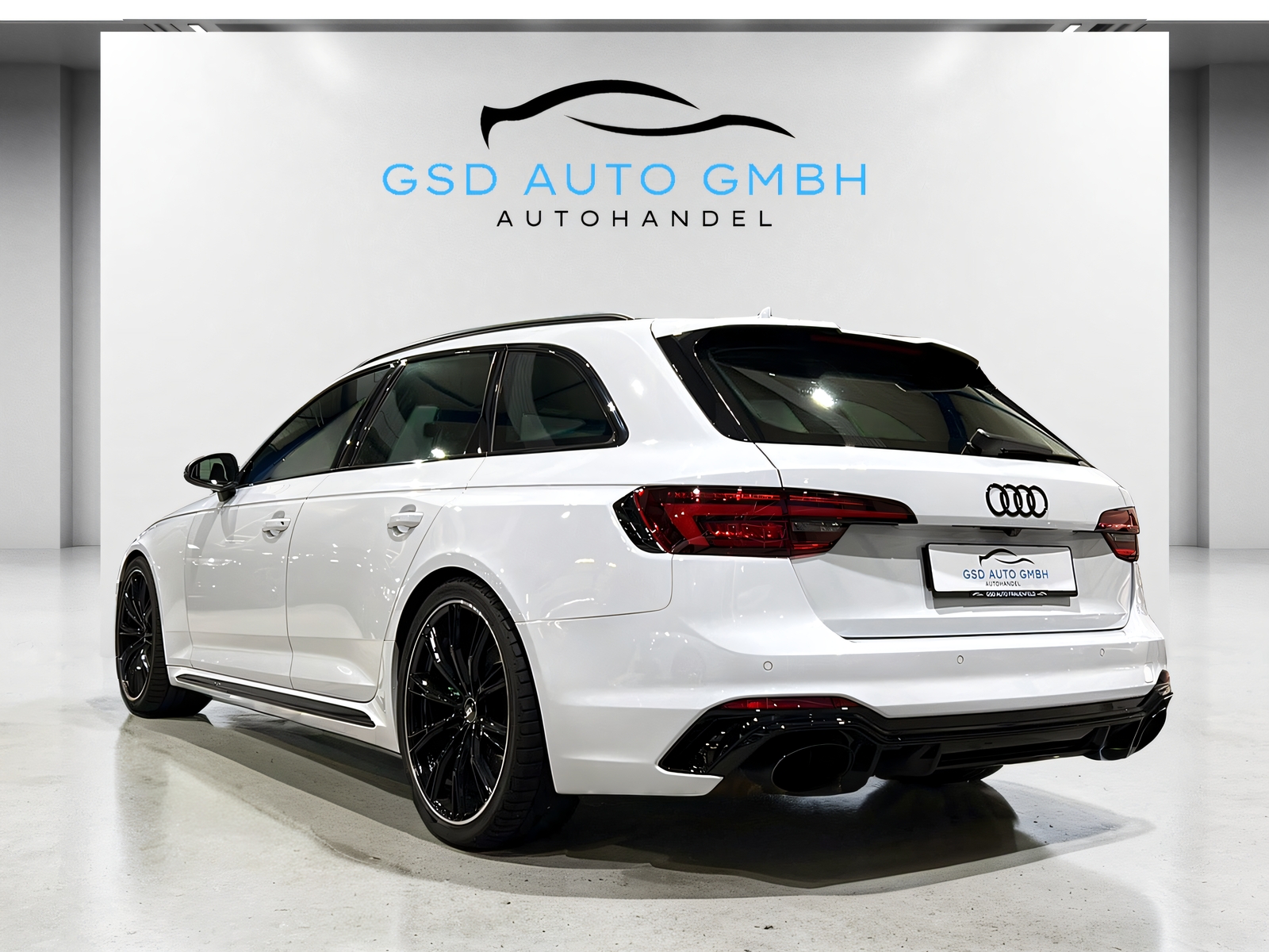 AUDI RS4 Avant 2.9 TFSI qu**Optikpaket,S-Sportsitze,Matrix LED,CH Auslieferung,Frisch ab MFK**-image-2