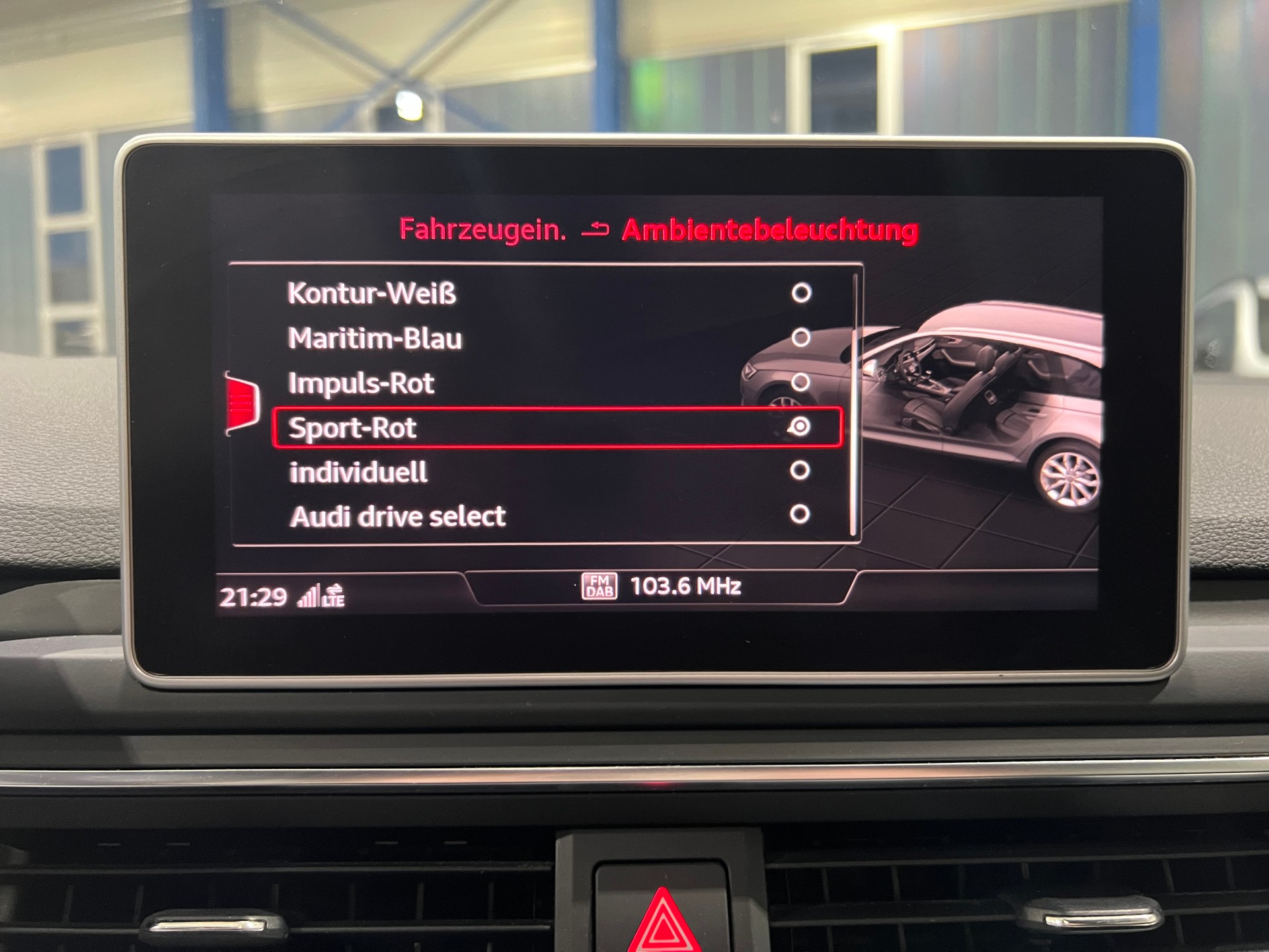 AUDI RS4 Avant 2.9 TFSI qu**Optikpaket,S-Sportsitze,Matrix LED,CH Auslieferung,Frisch ab MFK**-image-13