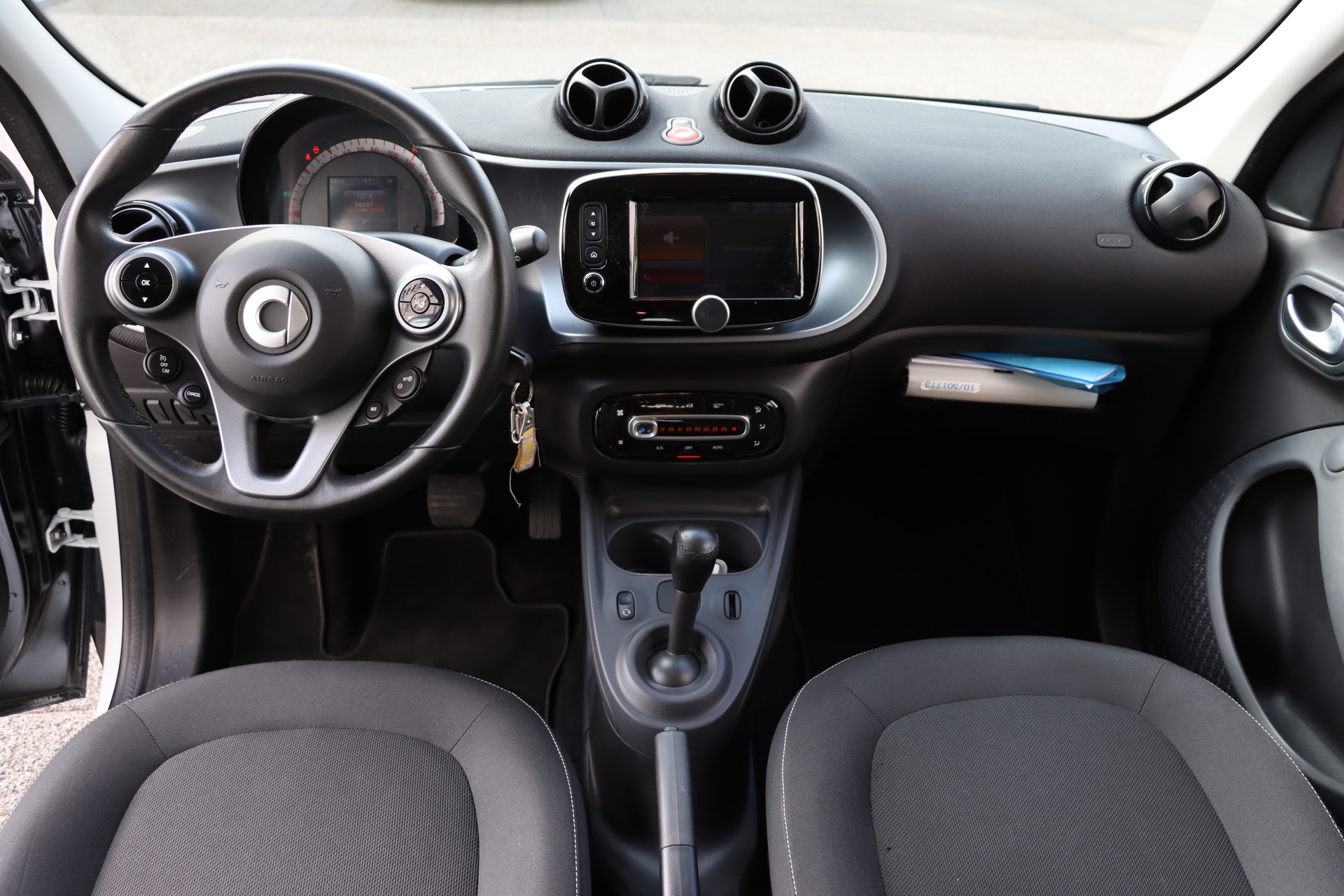 SMART forfour passion twinmatic-image-4