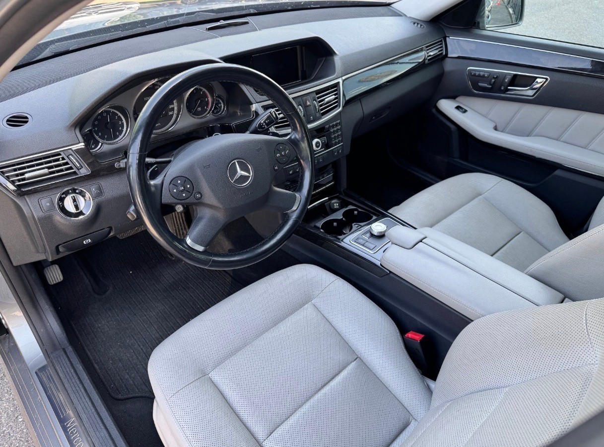 MERCEDES-BENZ E 350 CDI Avantgarde-image-3