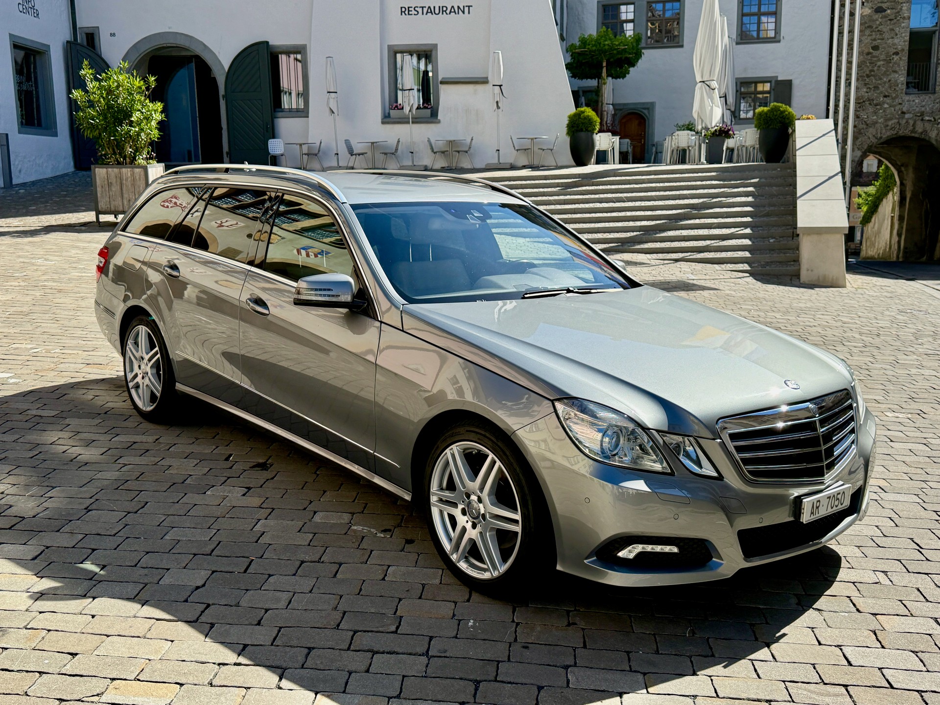 MERCEDES-BENZ E 350 CDI Avantgarde-image-0