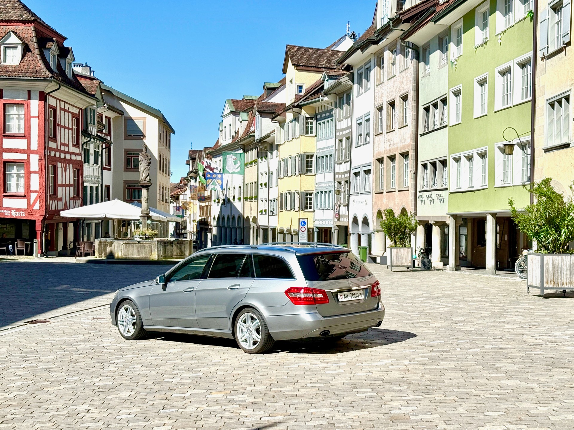MERCEDES-BENZ E 350 CDI Avantgarde-image-1