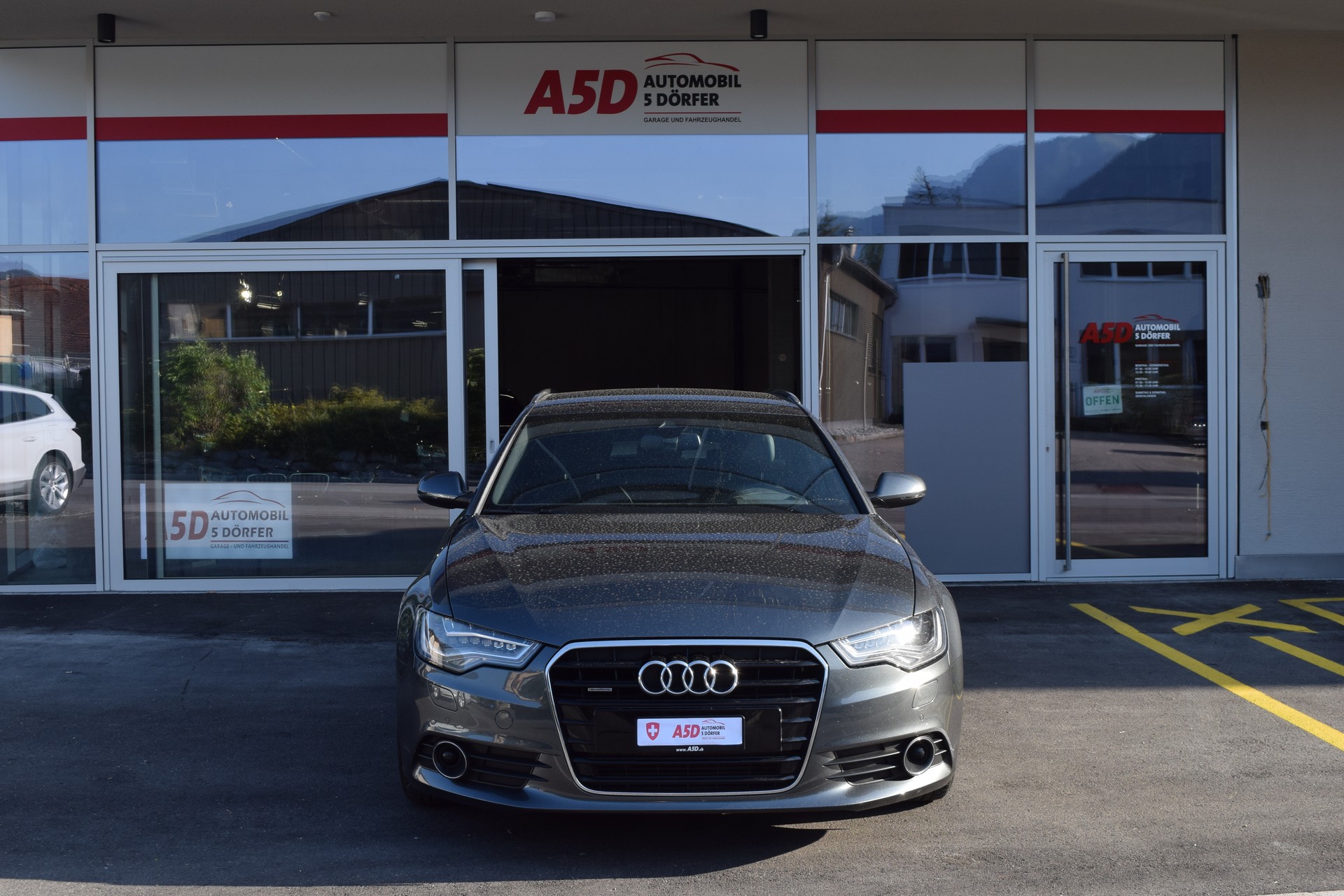 AUDI A6 Avant 3.0 TDI V6 quattro S-tronic-image-0