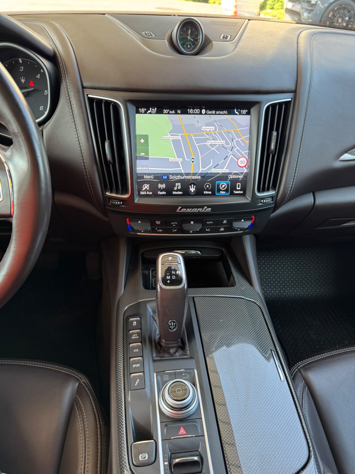 MASERATI Levante D 3.0V6 GranLusso-image-14