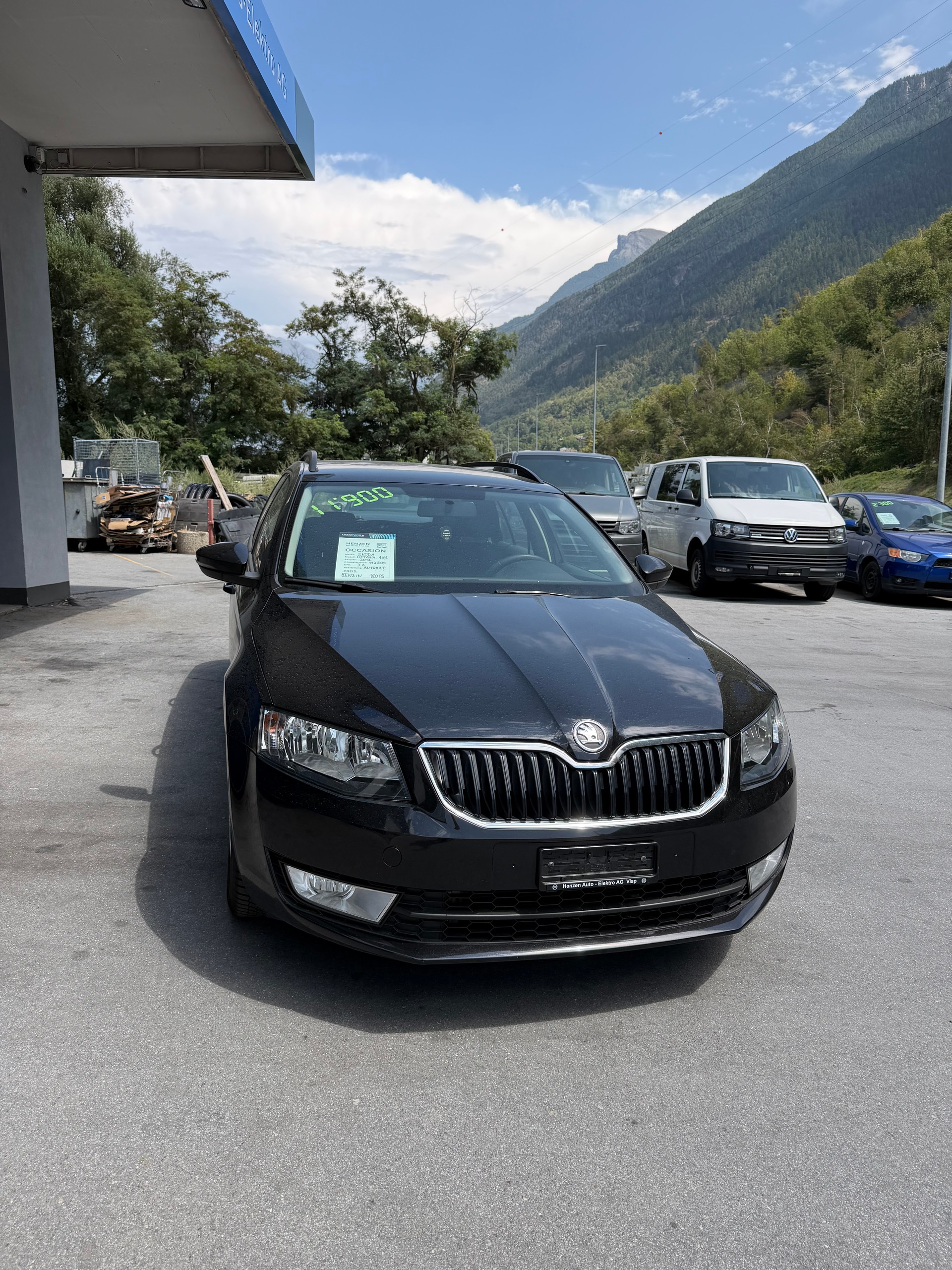 SKODA Octavia Combi 1.8 TSI Fresh 4x4 DSG-image-1