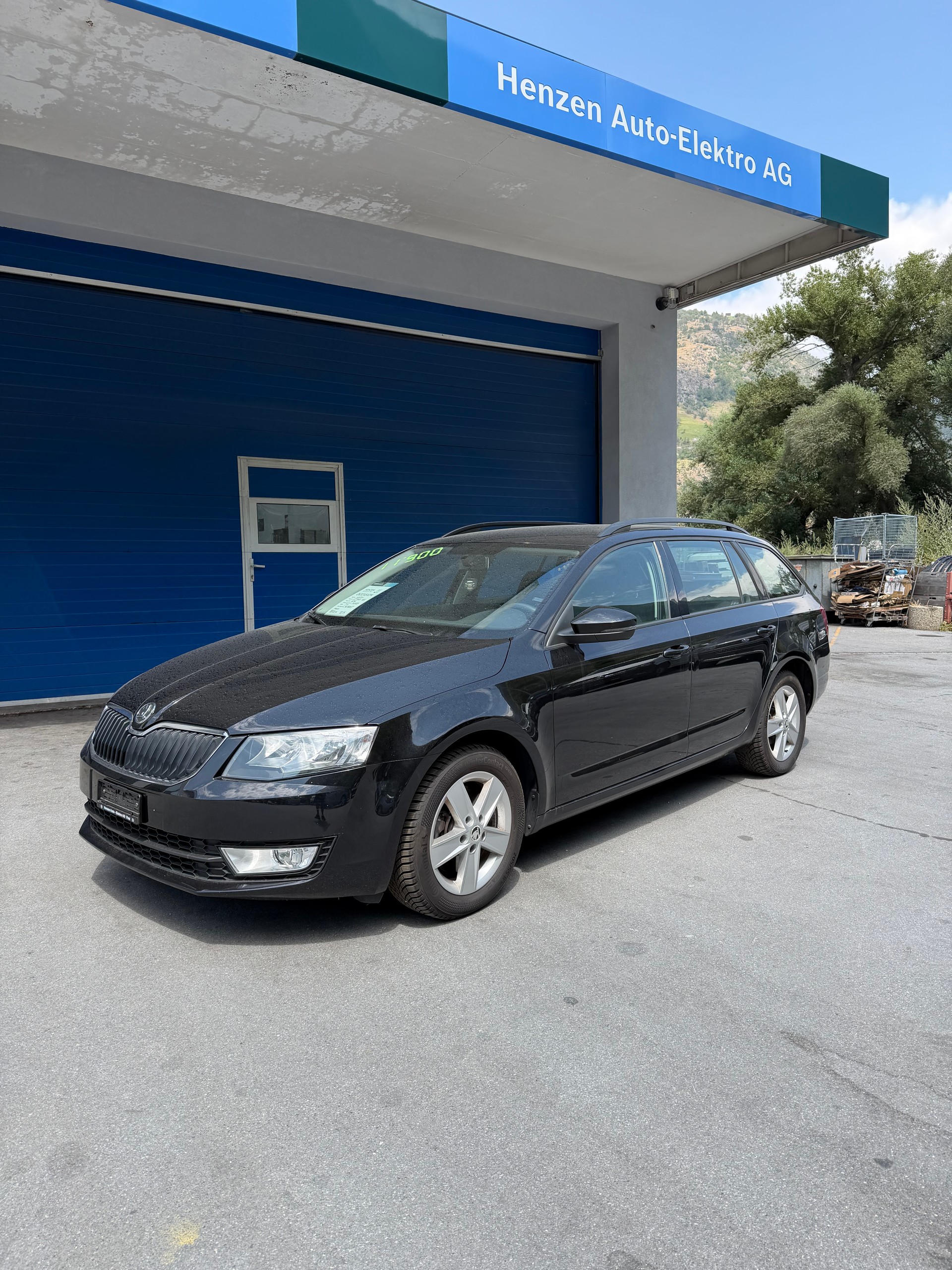SKODA Octavia Combi 1.8 TSI Fresh 4x4 DSG-image-0