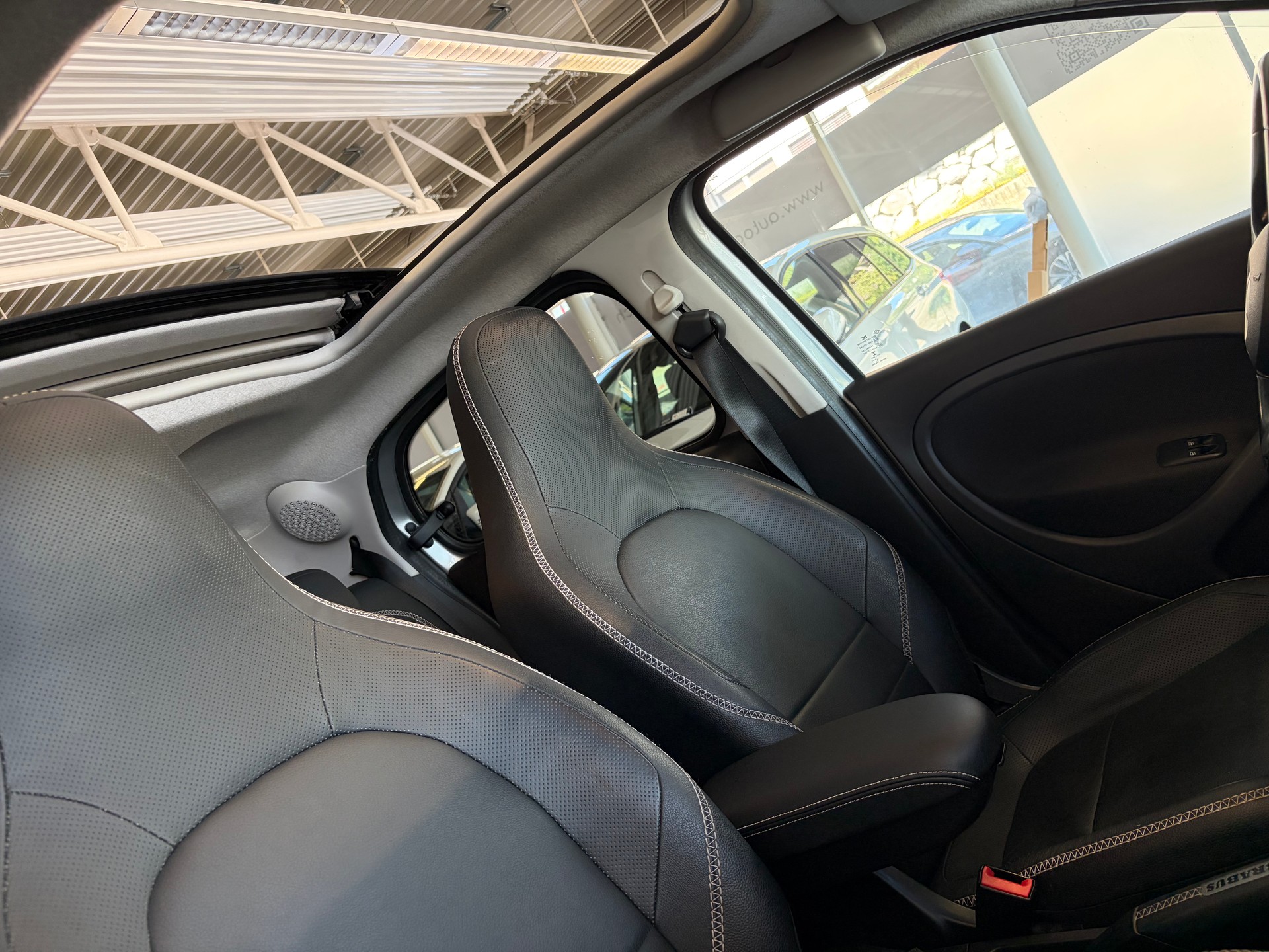 SMART forfour Brabus Xclusive twinamic | CH Fahrzeug | FALTDACH | Navigation | Cool&Media | DAB+ |-image-33