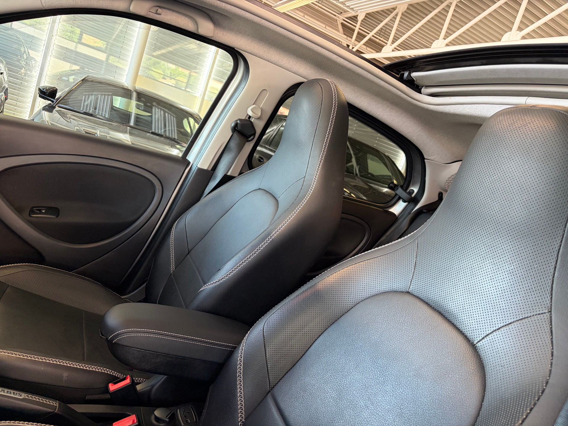 SMART forfour Brabus Xclusive twinamic | CH Fahrzeug | FALTDACH | Navigation | Cool&Media | DAB+ |-image-13