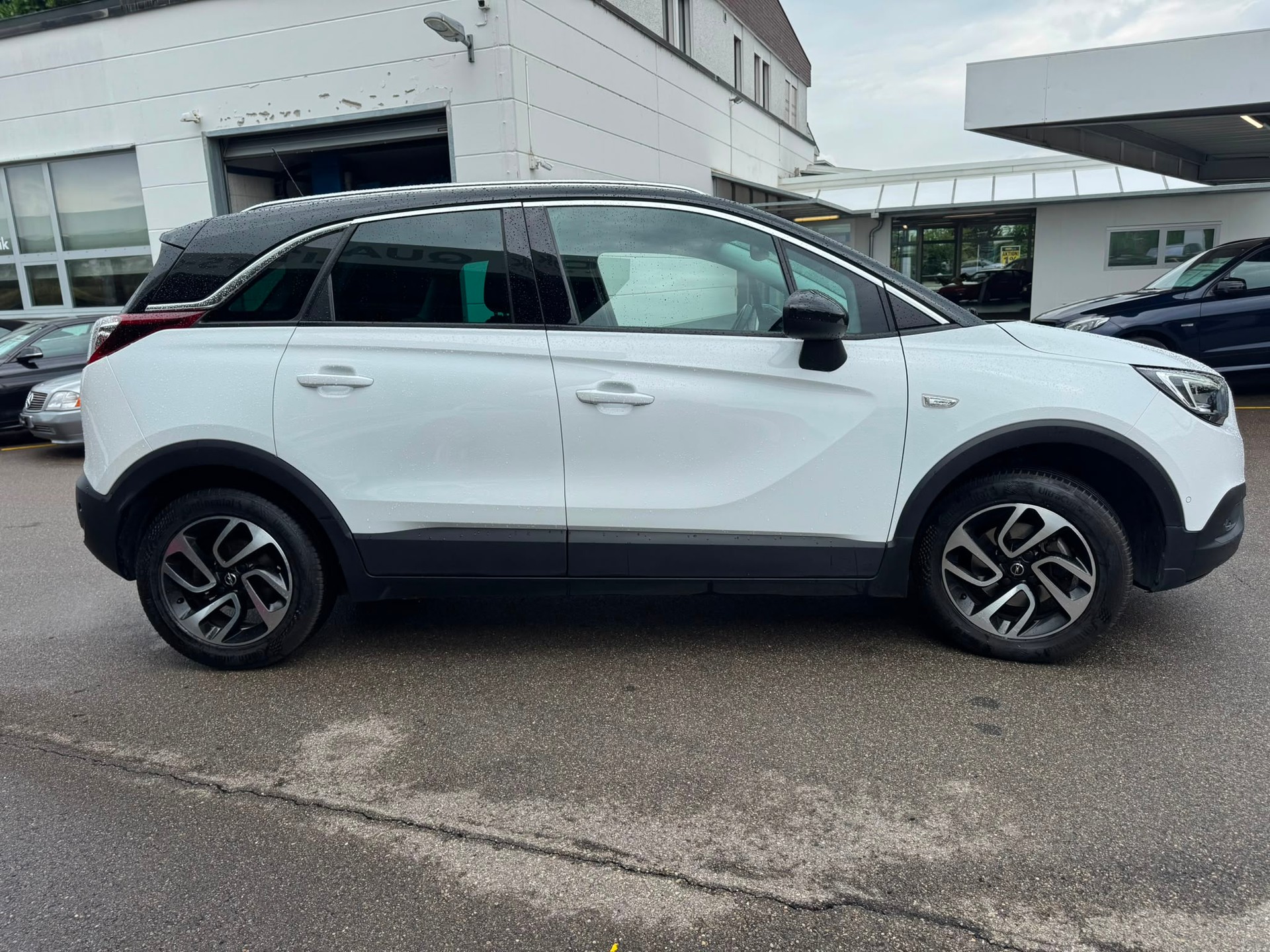 OPEL Crossland X 1.2i TP Excellence Automatik-image-4